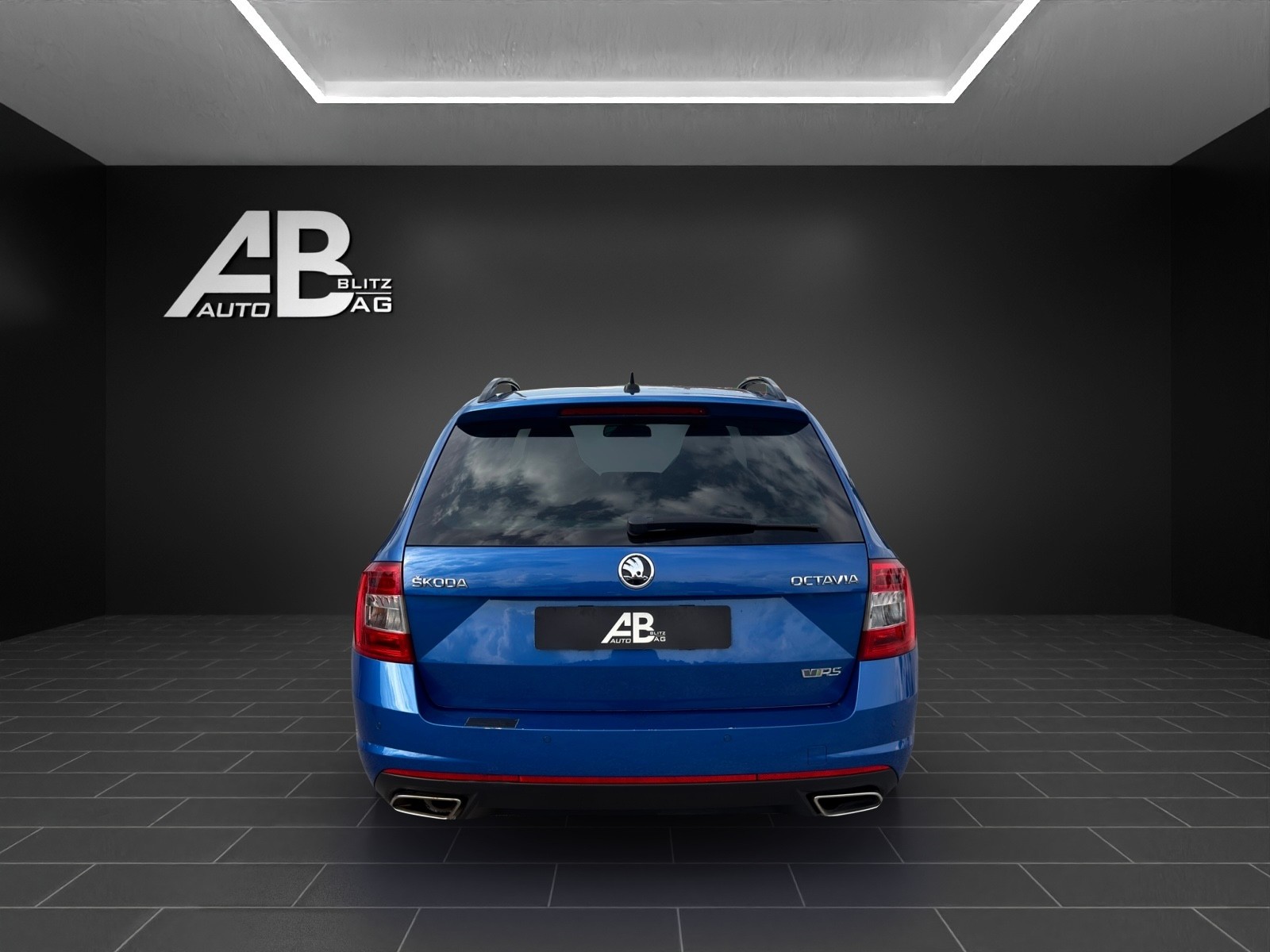 SKODA Octavia Combi 2.0 TDI RS DSG mit 184 PS-image-3