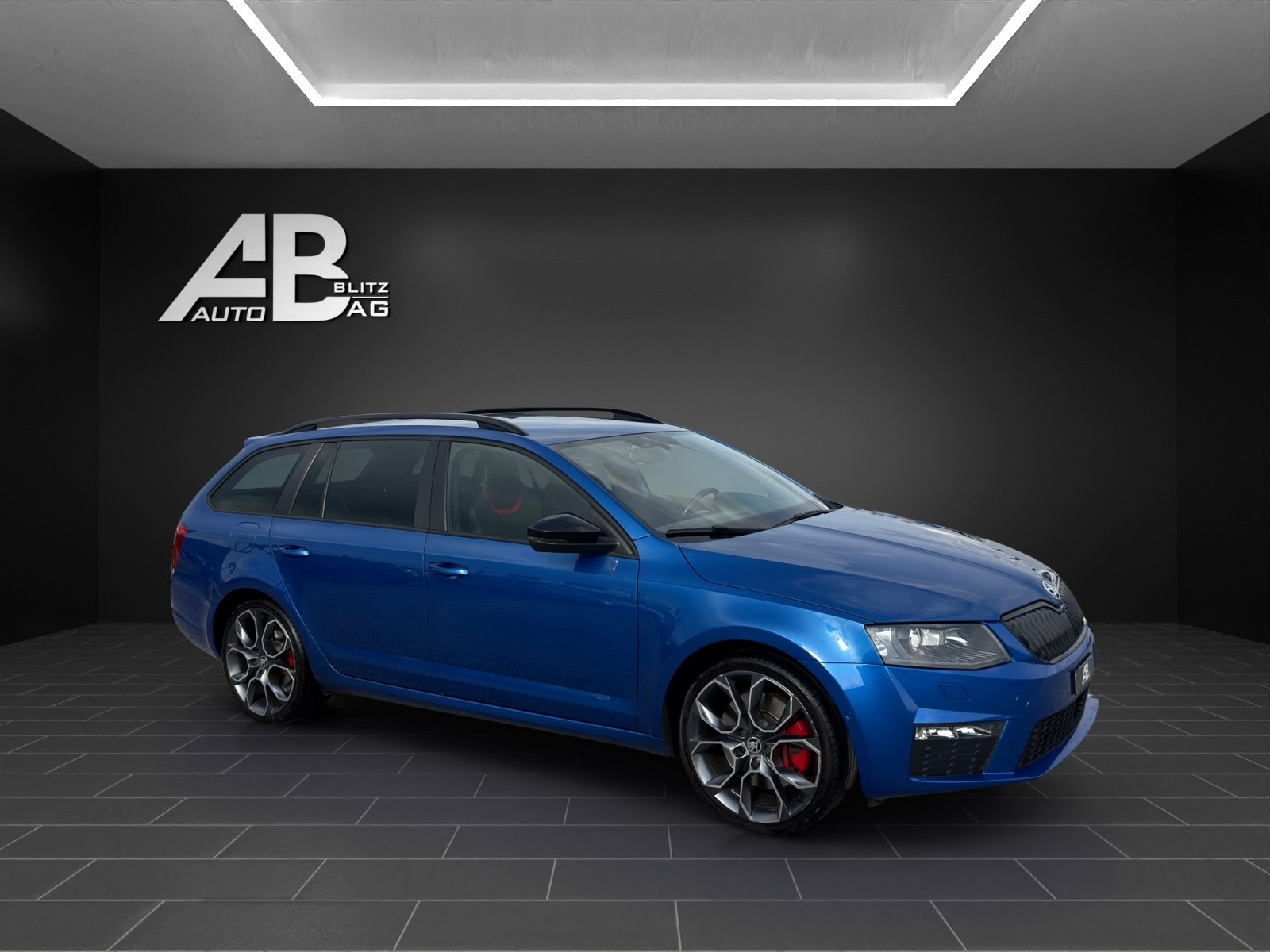 SKODA Octavia Combi 2.0 TDI RS DSG mit 184 PS-image-5