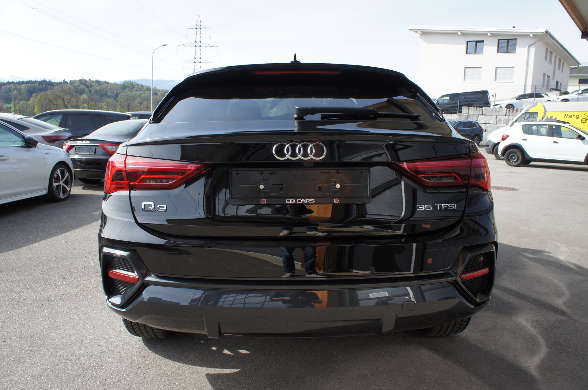 AUDI Q3 Sportback 35 TFSI S line Attraction S-tronic-showroom-element-3