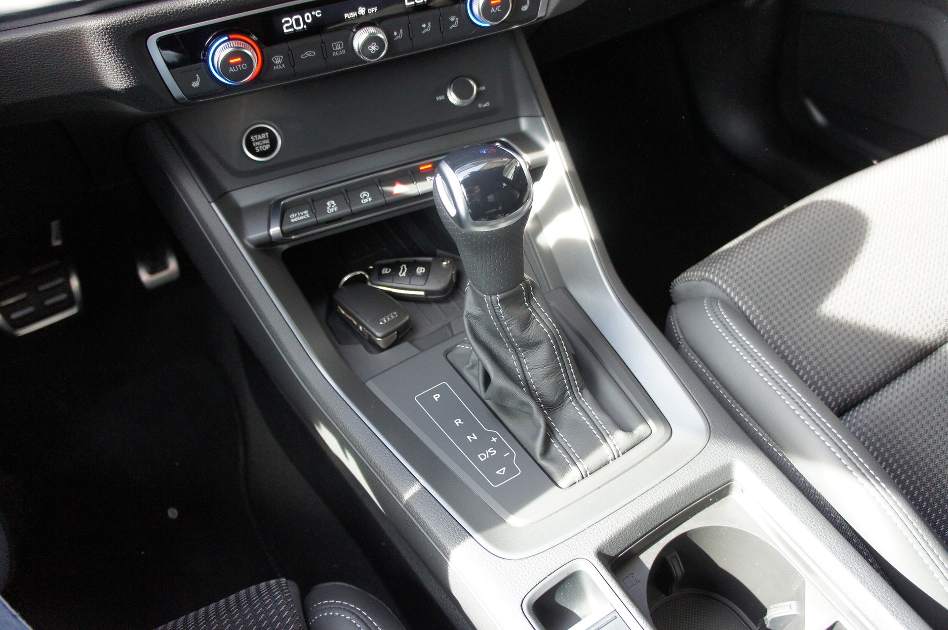 AUDI Q3 Sportback 35 TFSI S line Attraction S-tronic-image-14