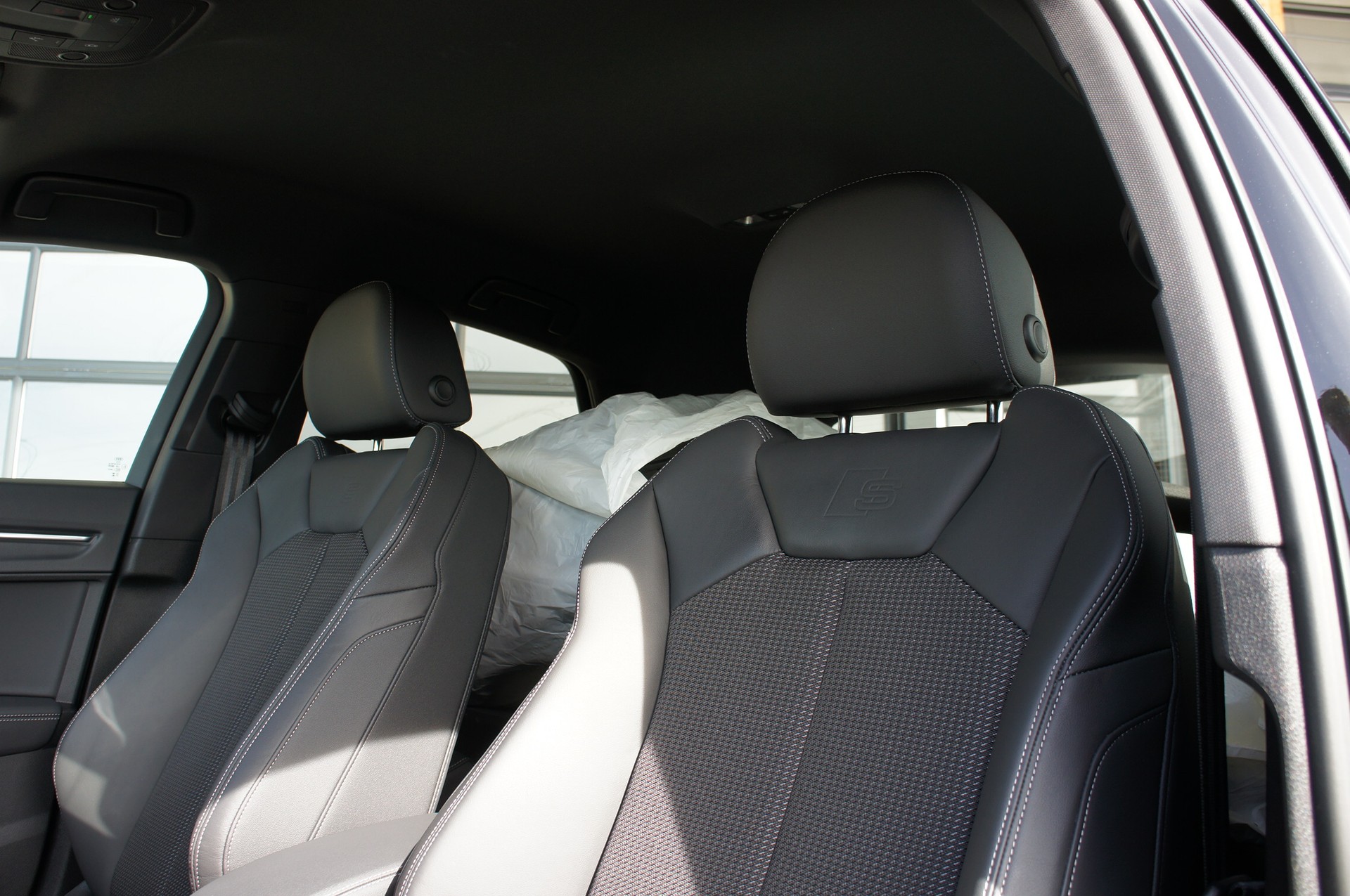 AUDI Q3 Sportback 35 TFSI S line Attraction S-tronic-image-13
