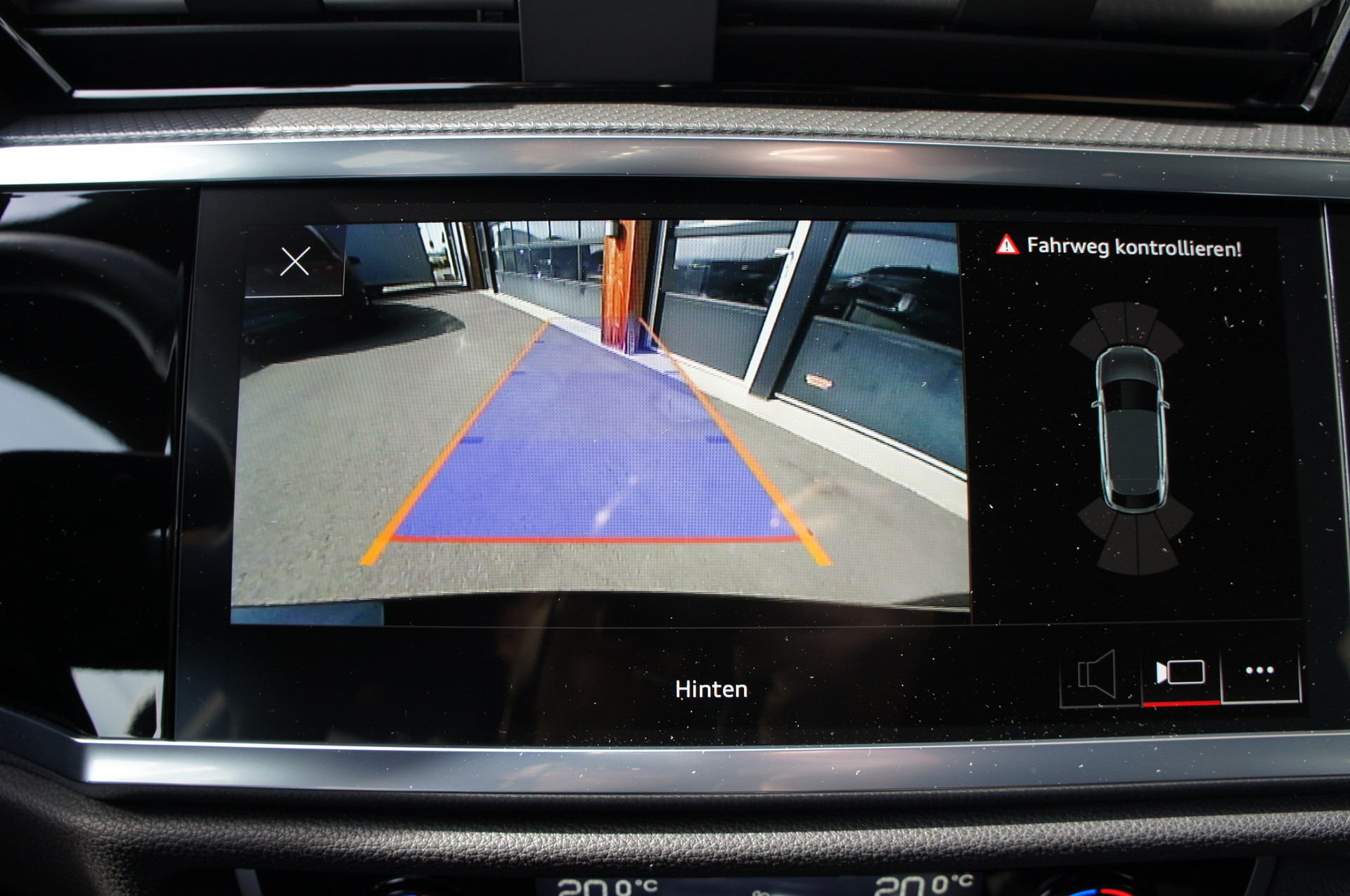 AUDI Q3 Sportback 35 TFSI S line Attraction S-tronic-image-16