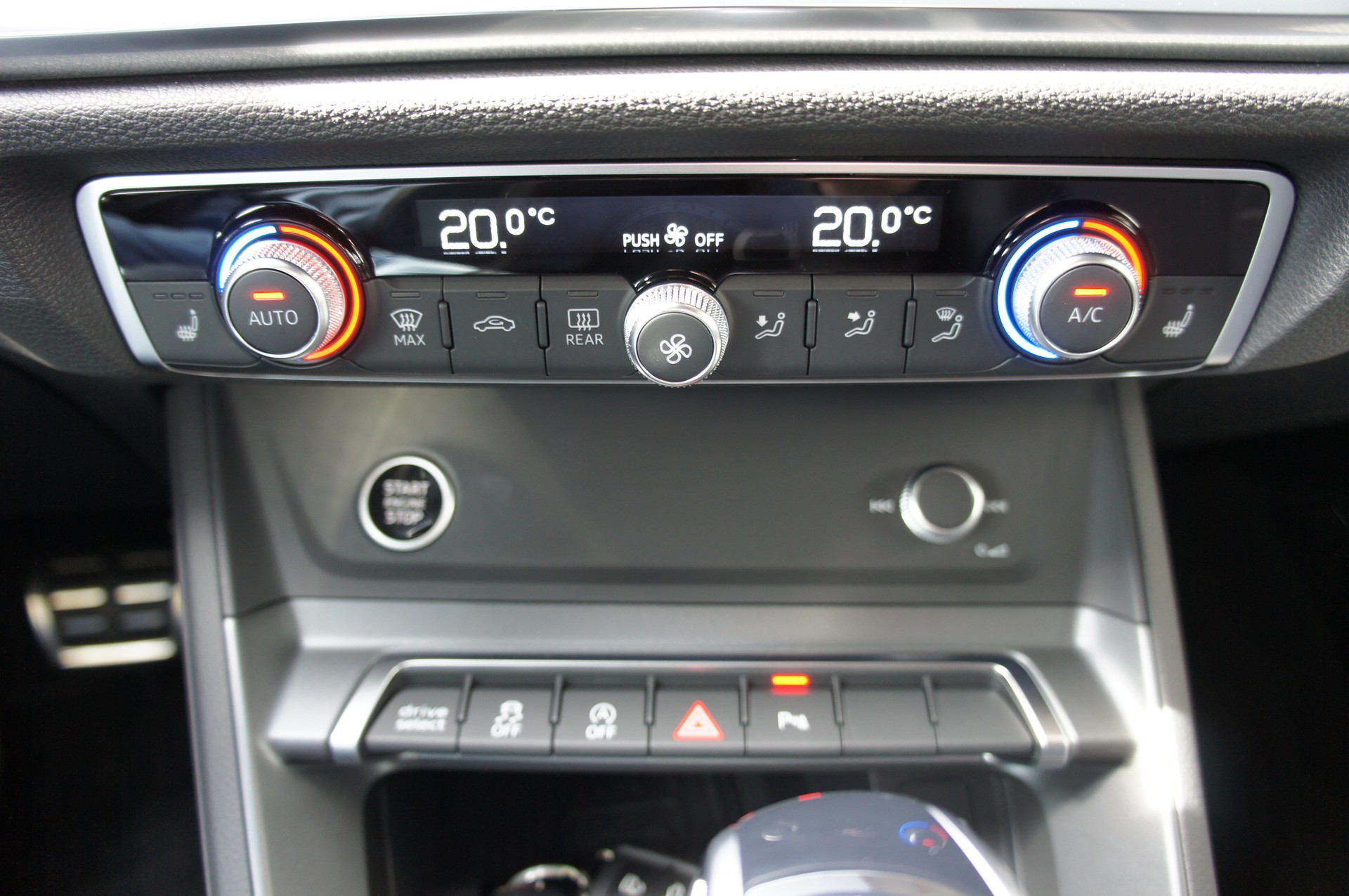 AUDI Q3 Sportback 35 TFSI S line Attraction S-tronic-image-15