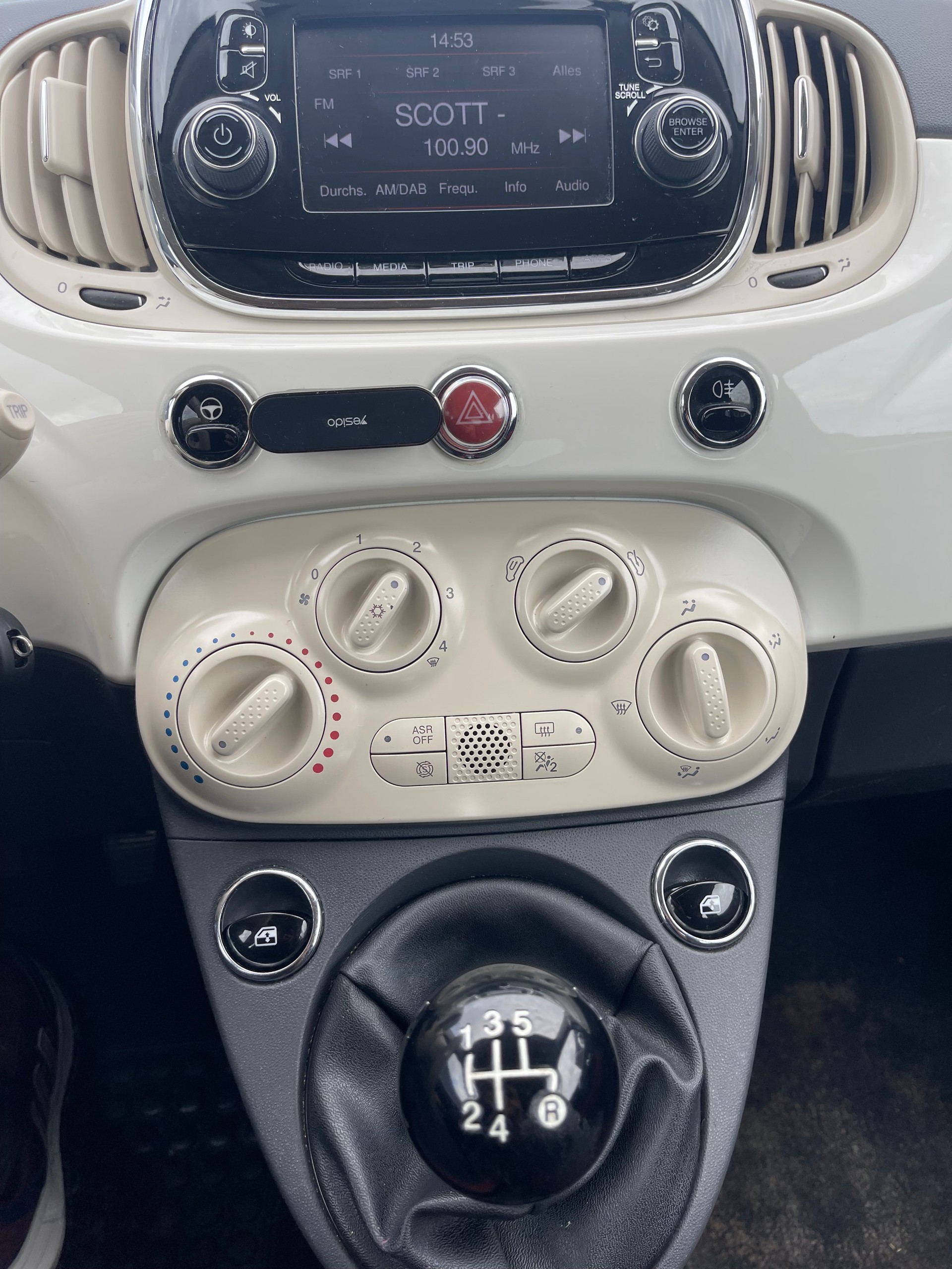 FIAT 500 1.2 Lounge-image-8
