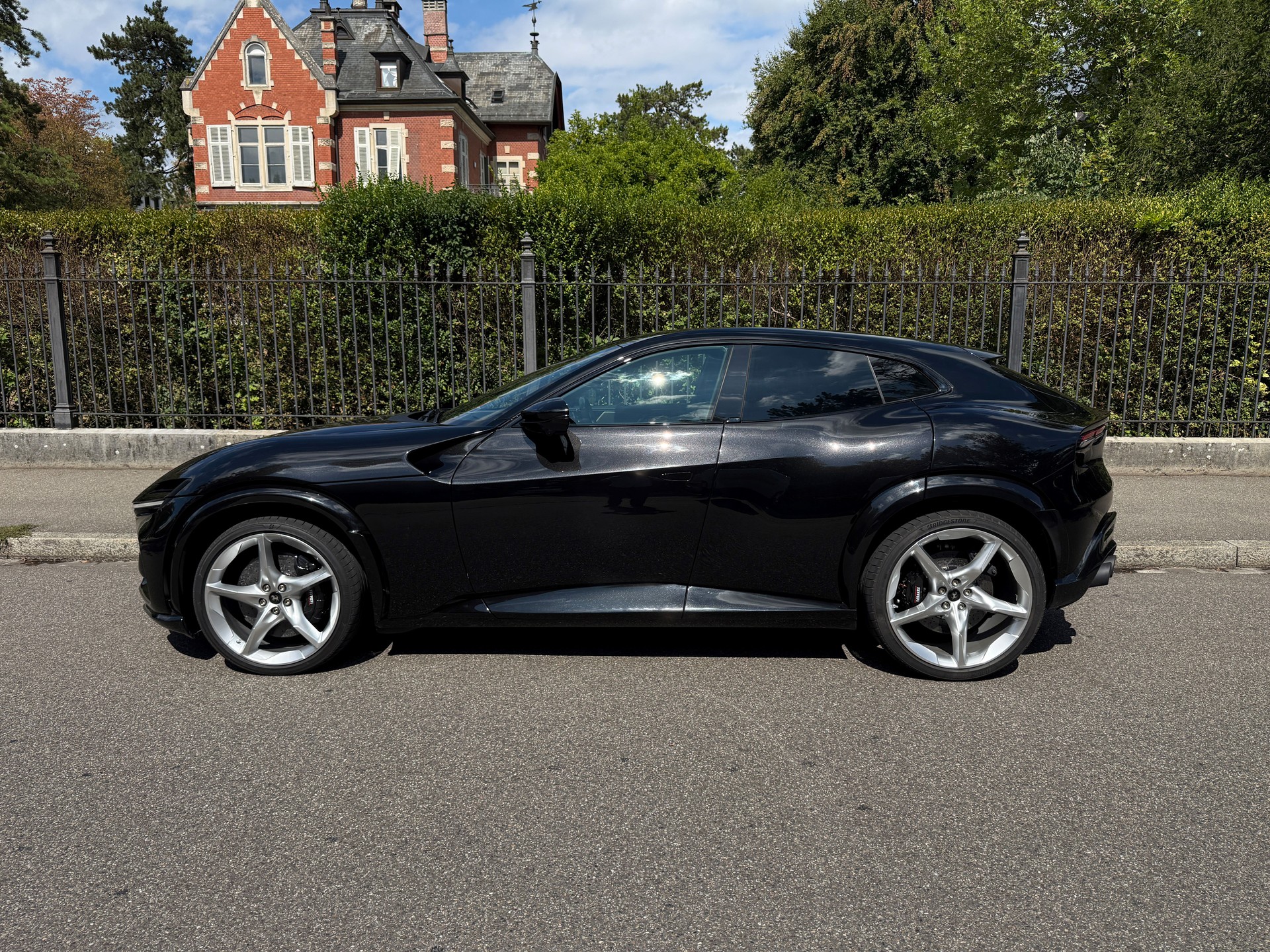 FERRARI Purosangue 6.5 V12-image-2