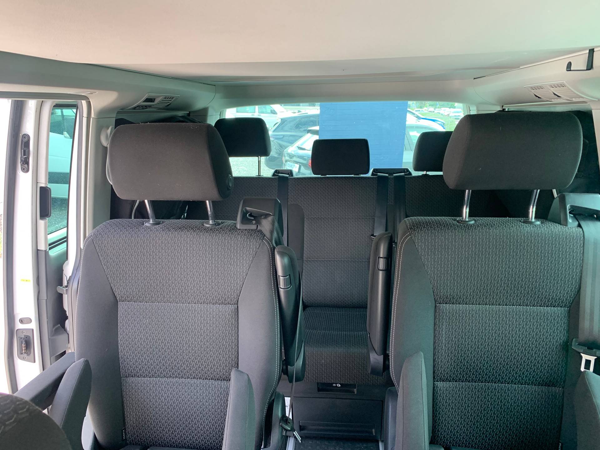 VW T6 California 2.0 TDI Beach-image-16