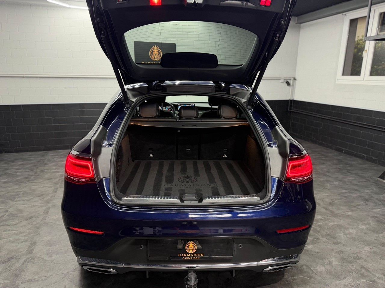 MERCEDES-BENZ GLC Coupé 300 d AMG Line 4Matic 9G-Tronic | CH-Auto | 360 Kamera | Gratis-Service | Burmester | Anhängerkupplung-image-27