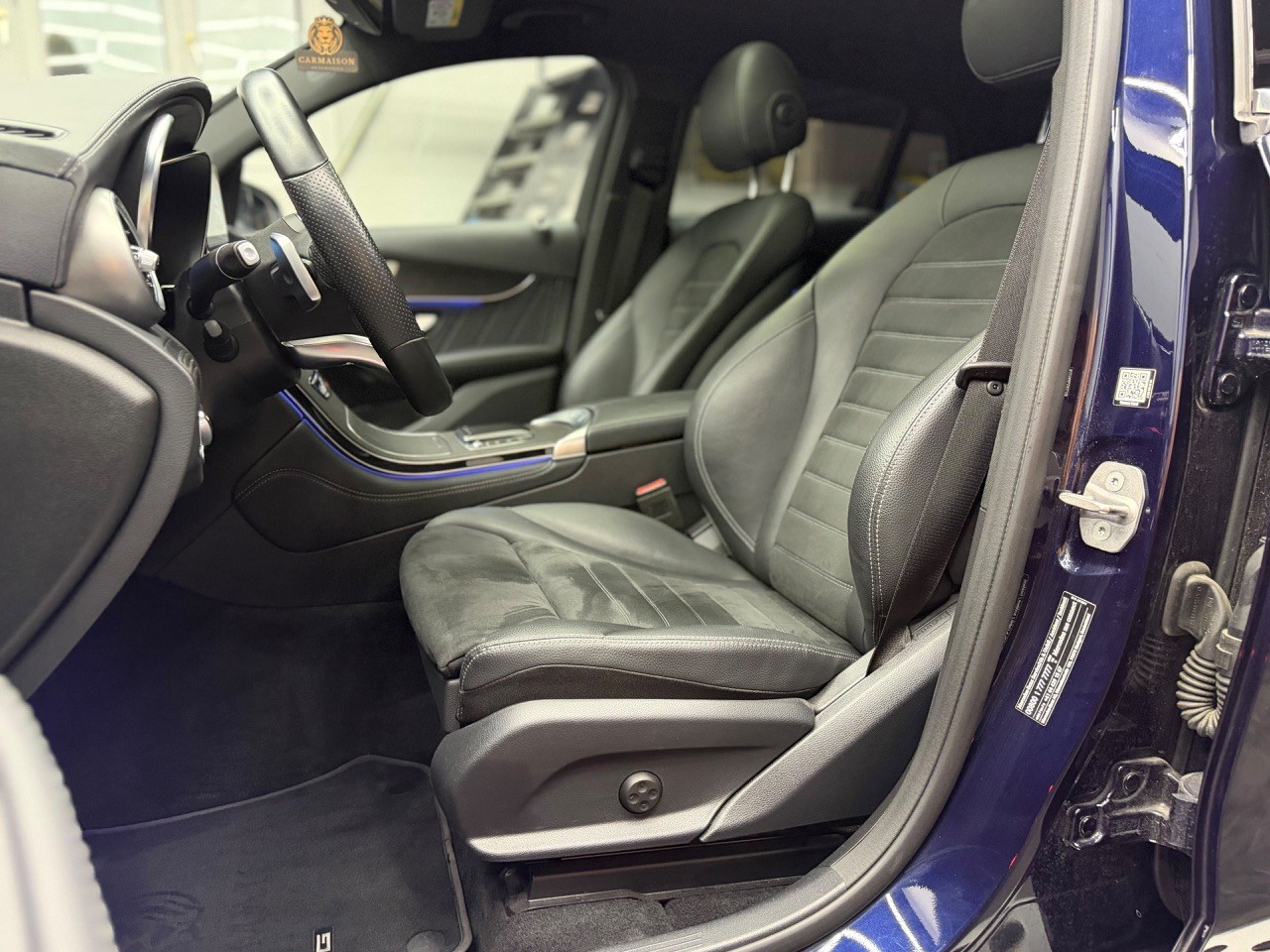MERCEDES-BENZ GLC Coupé 300 d AMG Line 4Matic 9G-Tronic | CH-Auto | 360 Kamera | Gratis-Service | Burmester | Anhängerkupplung-image-16