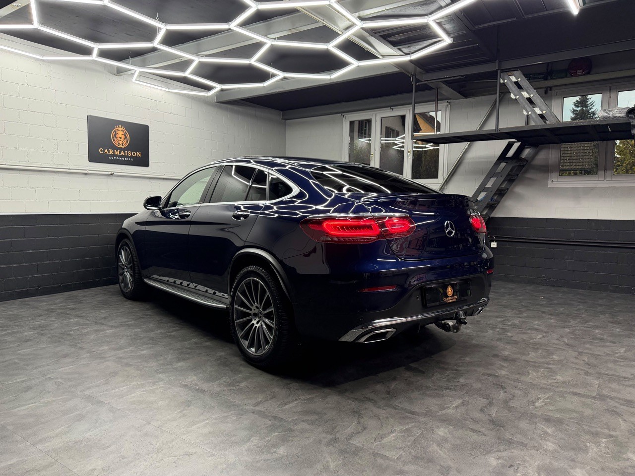 MERCEDES-BENZ GLC Coupé 300 d AMG Line 4Matic 9G-Tronic | CH-Auto | 360 Kamera | Gratis-Service | Burmester | Anhängerkupplung-image-6