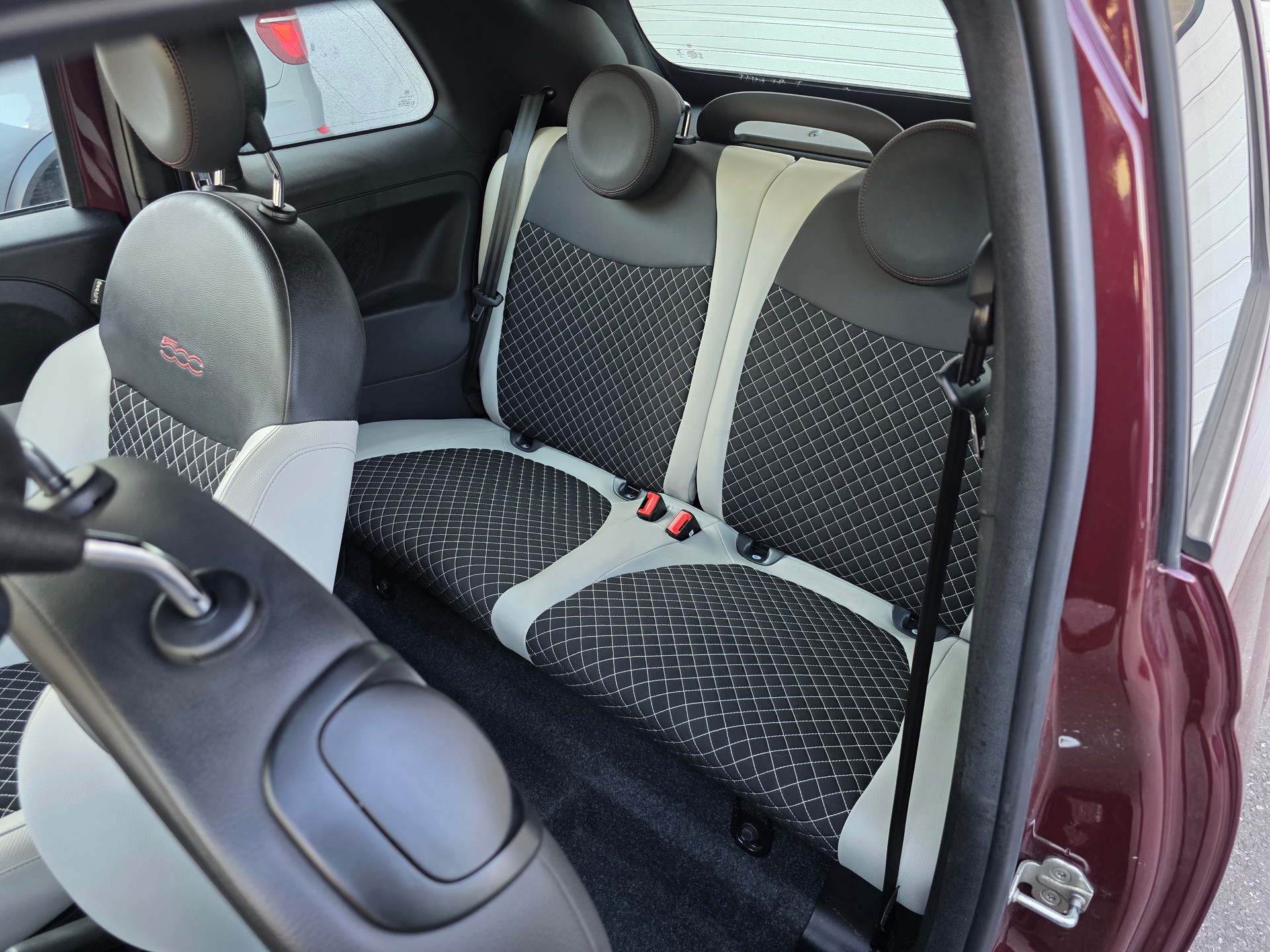 FIAT 500 0.9 Twinair Swiss Edition-image-10