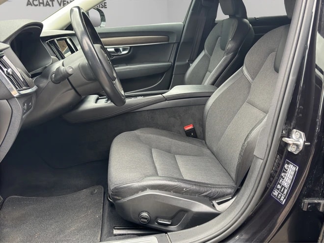 VOLVO V90 Cross Country D4 AWD-image-10