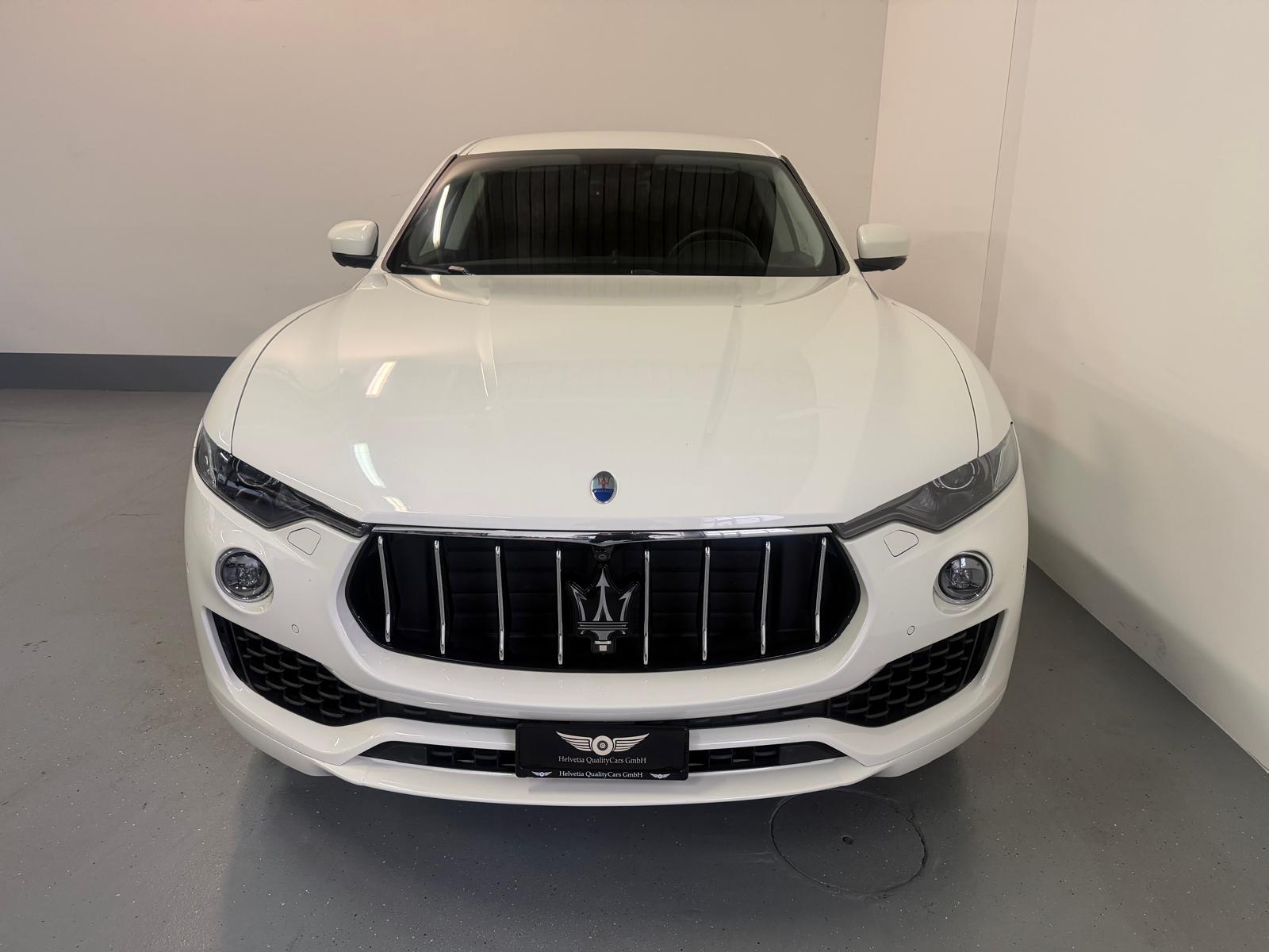 MASERATI Levante S 3.0 V6 Automatica-showroom-element-3