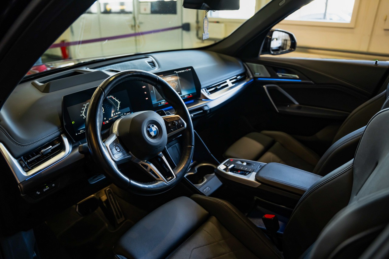 BMW X1 xDrive 23d 48V M Sport-image-12