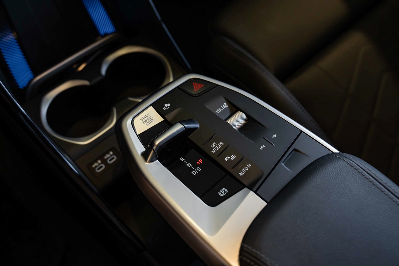 BMW X1 xDrive 23d 48V M Sport-image-33