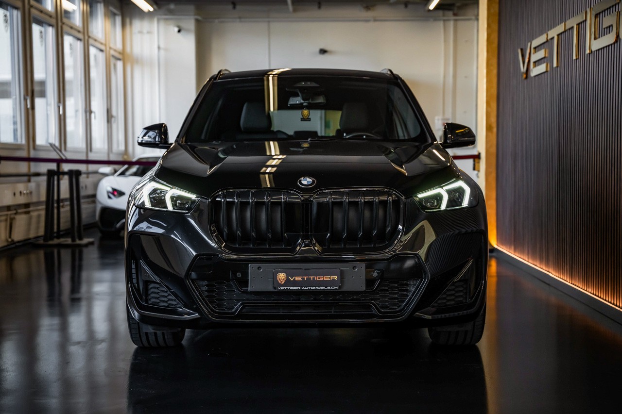BMW X1 xDrive 23d 48V M Sport-showroom-element-1