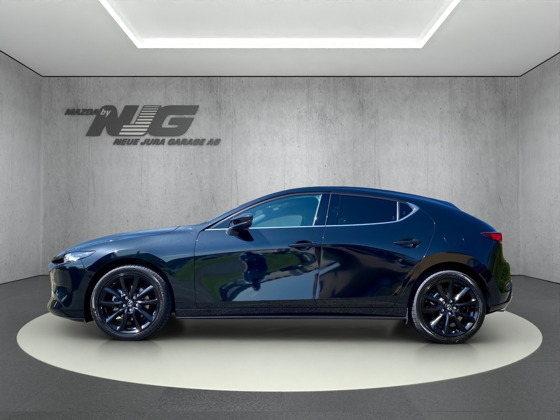 MAZDA 3 SKYACTIV-X M Hybrid 186 Homura Automat-showroom-element-3