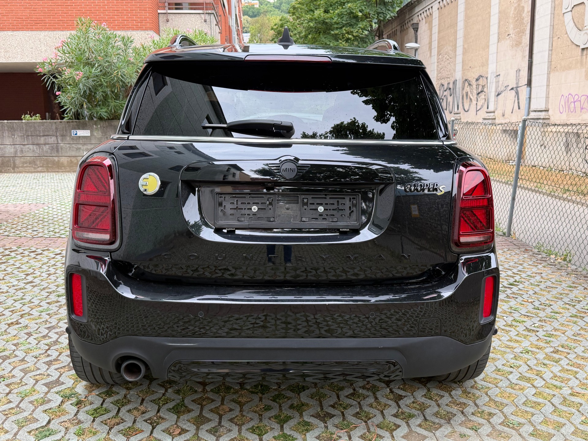MINI Countryman Cooper SE ALL4 PHEV Steptronic-image-3