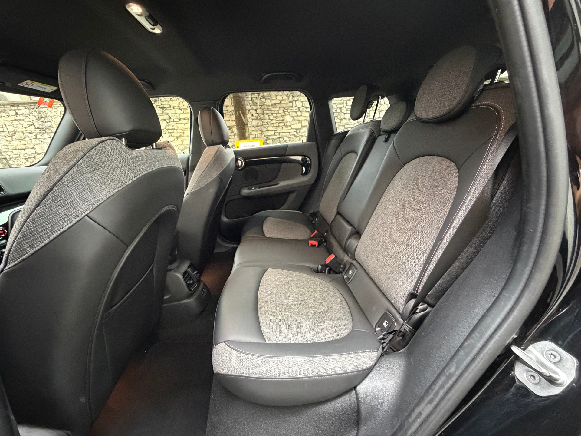 MINI Countryman Cooper SE ALL4 PHEV Steptronic-image-10