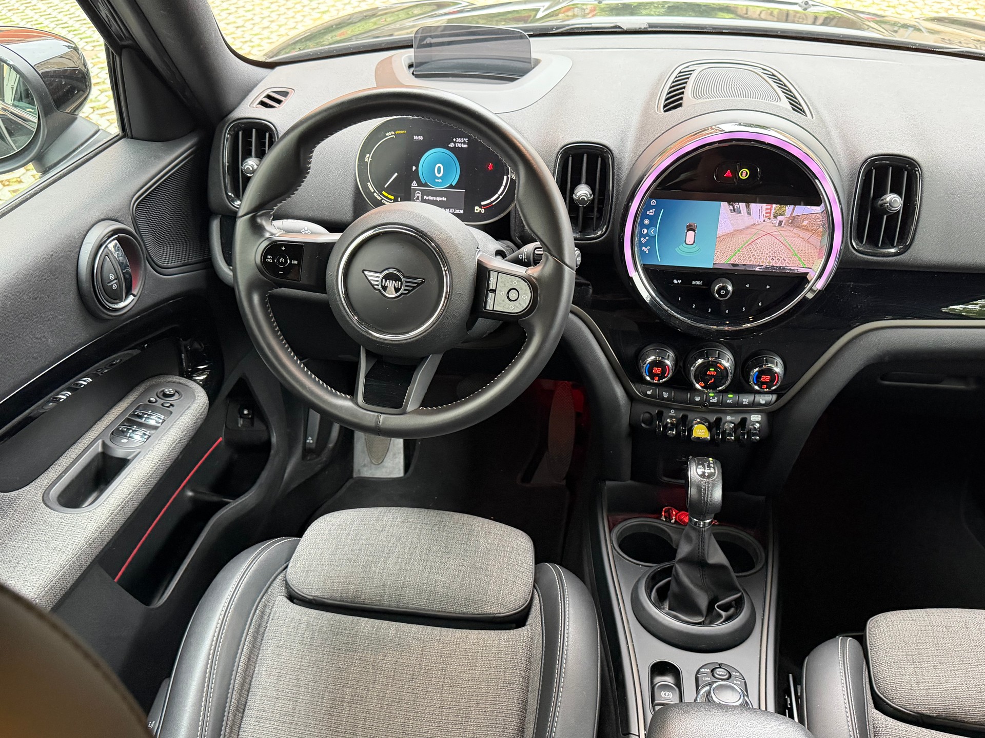 MINI Countryman Cooper SE ALL4 PHEV Steptronic-image-8