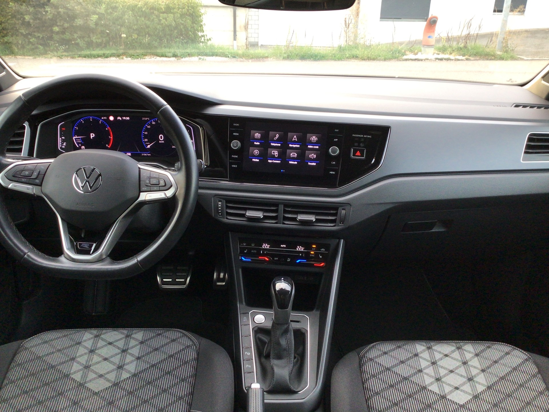 VW Polo 1.0 TSI R-Line DSG-image-7