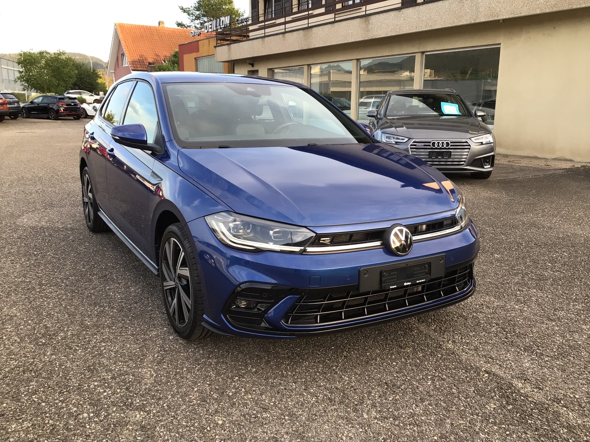 VW Polo 1.0 TSI R-Line DSG-image-2