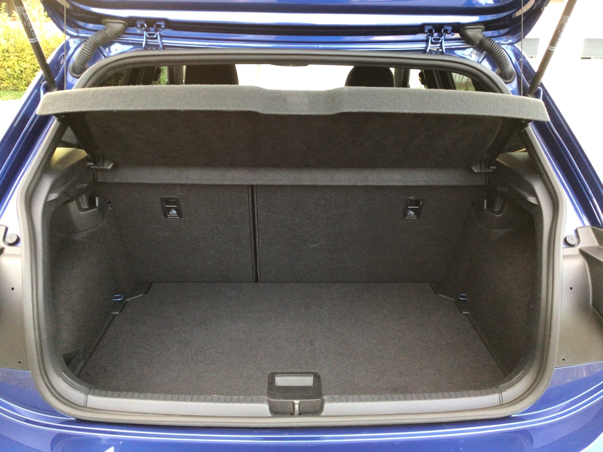 VW Polo 1.0 TSI R-Line DSG-image-11