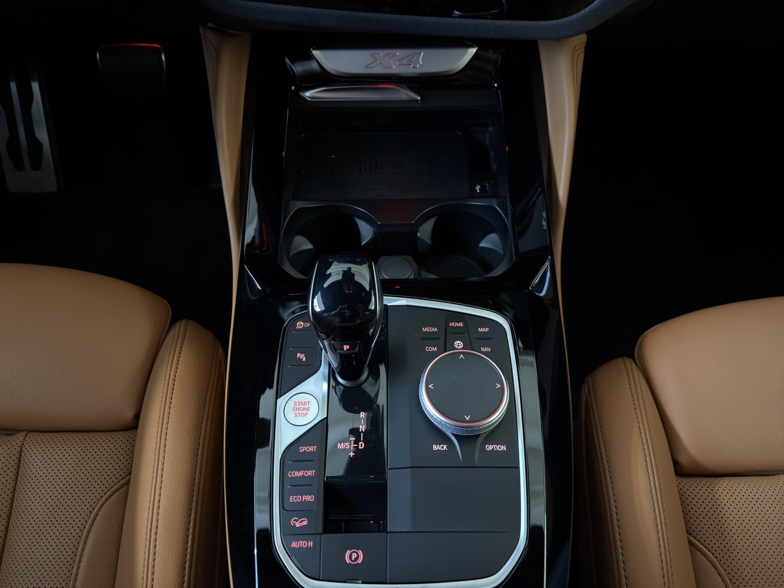 BMW X4 20d xDrive M-SportPaket-image-15