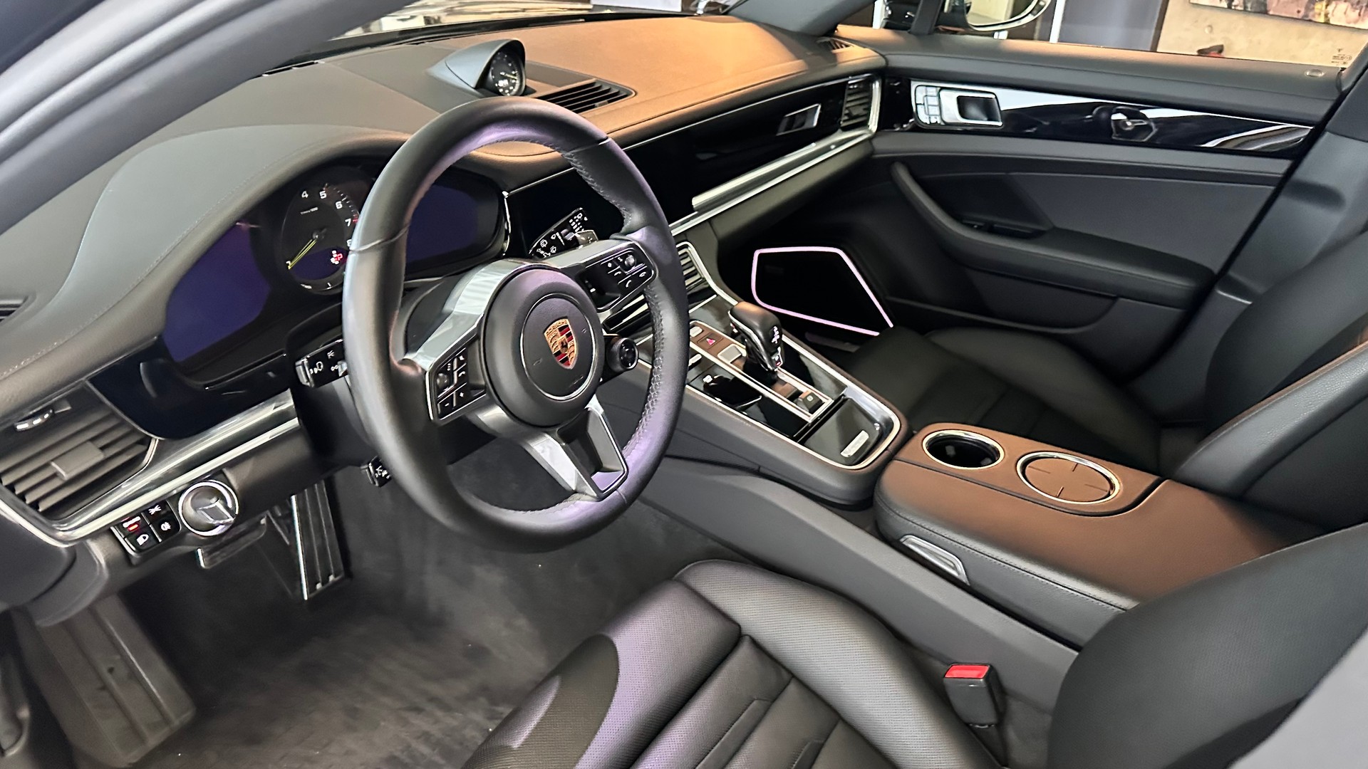 PORSCHE Panamera Sport Turismo 2.9 V6 4 E-Hybrid-image-15