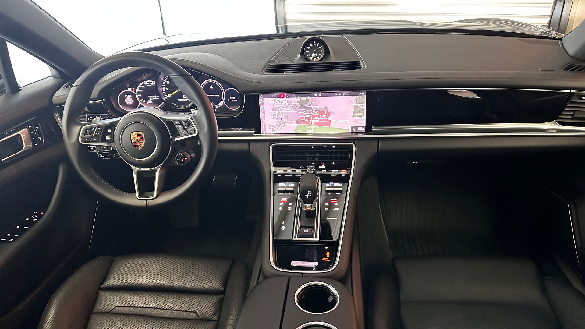 PORSCHE Panamera Sport Turismo 2.9 V6 4 E-Hybrid-image-4