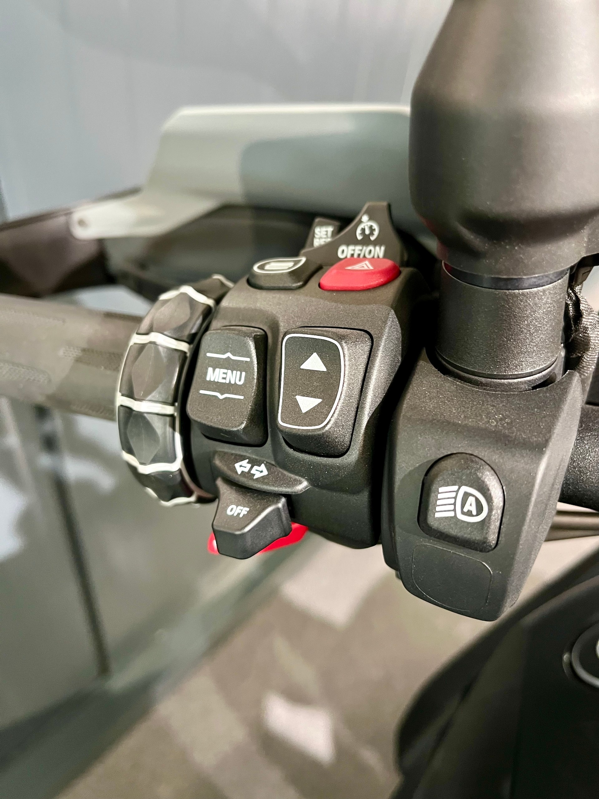 BMW R 1300 GS - 17" Umbausatz OZ-showroom-element-3