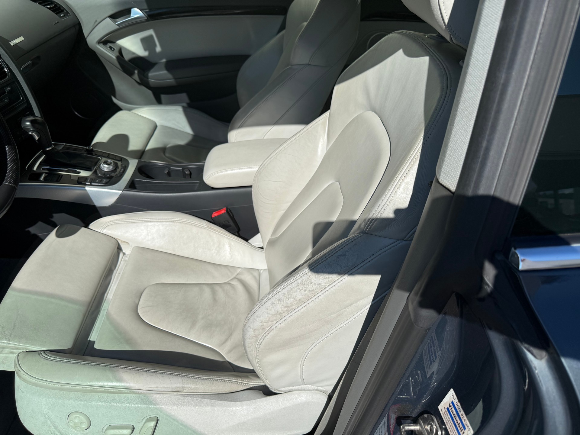 AUDI A5 Coupé 3.2 FSI multitronic-image-3