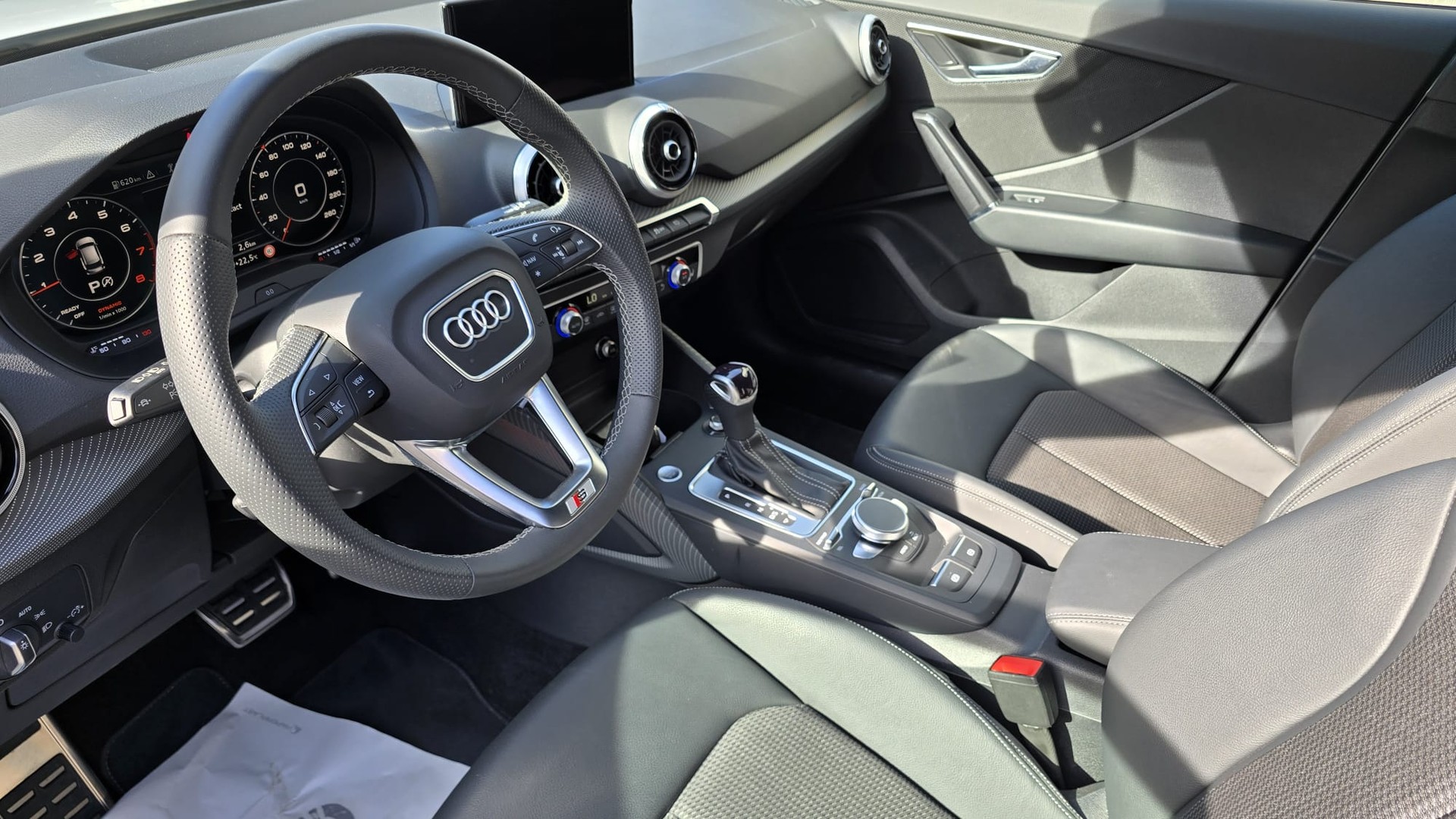 AUDI Q2 35 TFSI S line S-tronic-image-7