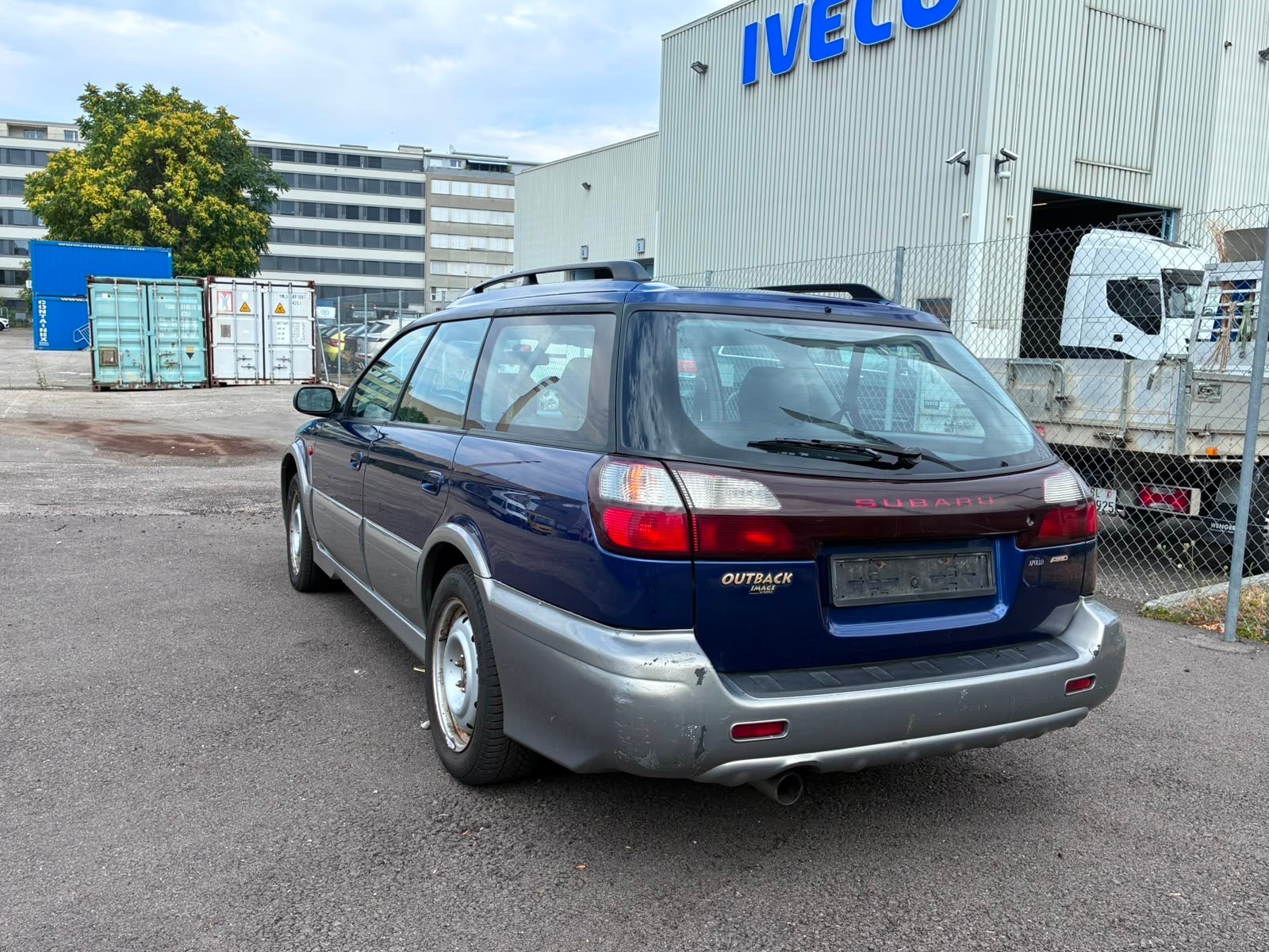 SUBARU Outback 2.5 Image-image-2