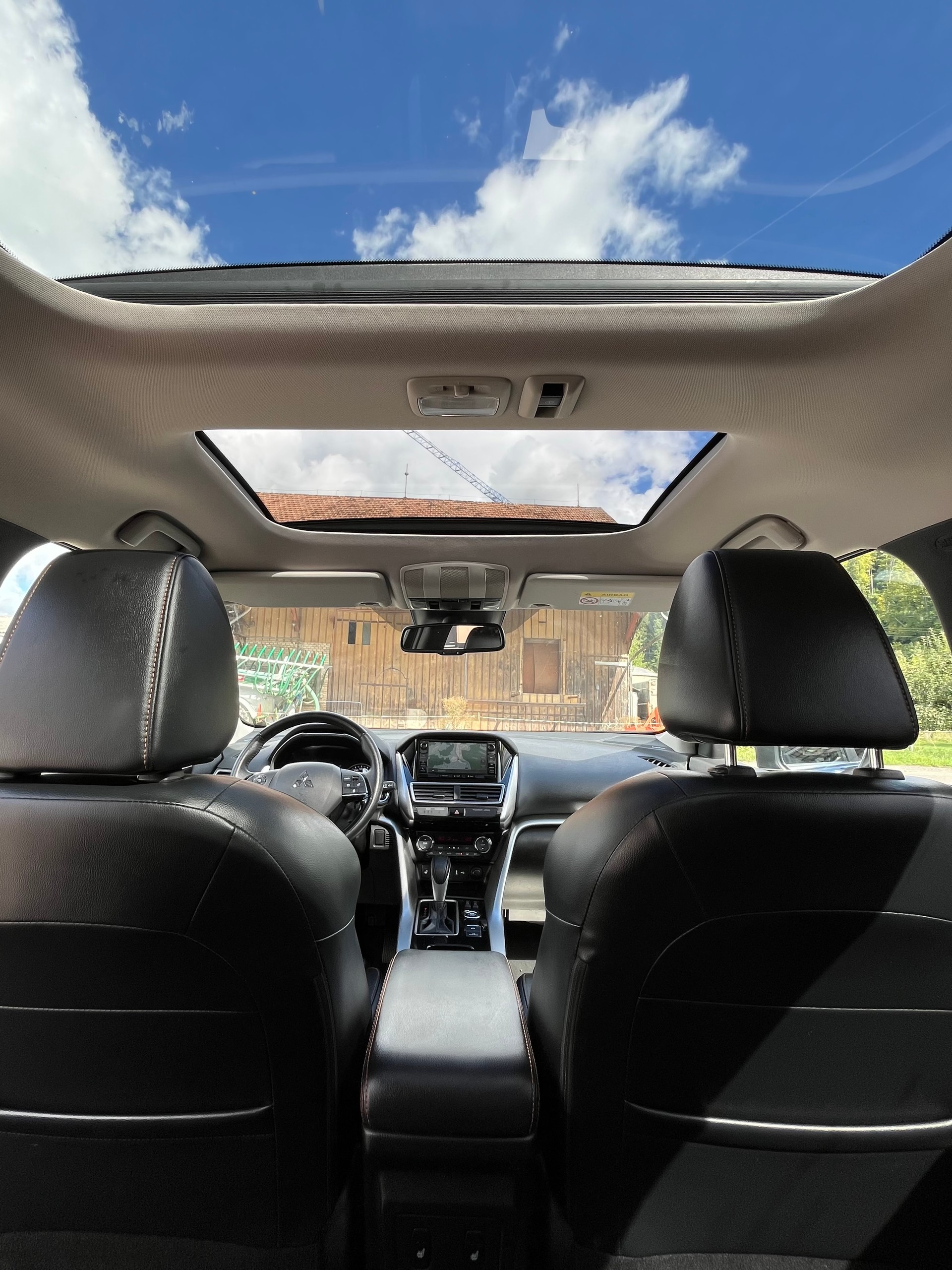 MITSUBISHI Eclipse Cross 1.5 T-Mivec Diamond 4WD CVT / Frisch ab MFK & Service / 8-fach bereift / CH-Fahrzeug-image-6