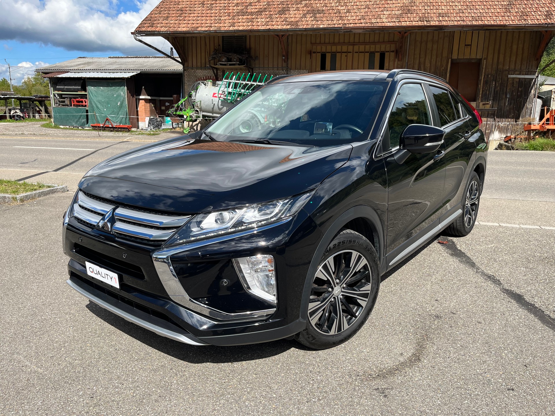 MITSUBISHI Eclipse Cross 1.5 T-Mivec Diamond 4WD CVT / Frisch ab MFK & Service / 8-fach bereift / CH-Fahrzeug-image-0