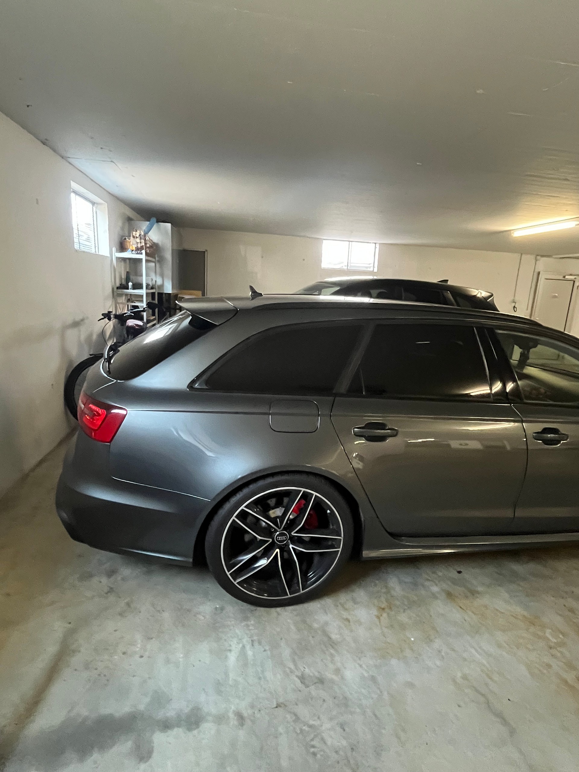 AUDI 4.0 V8 TFSI quattro T-Tronic-image-4