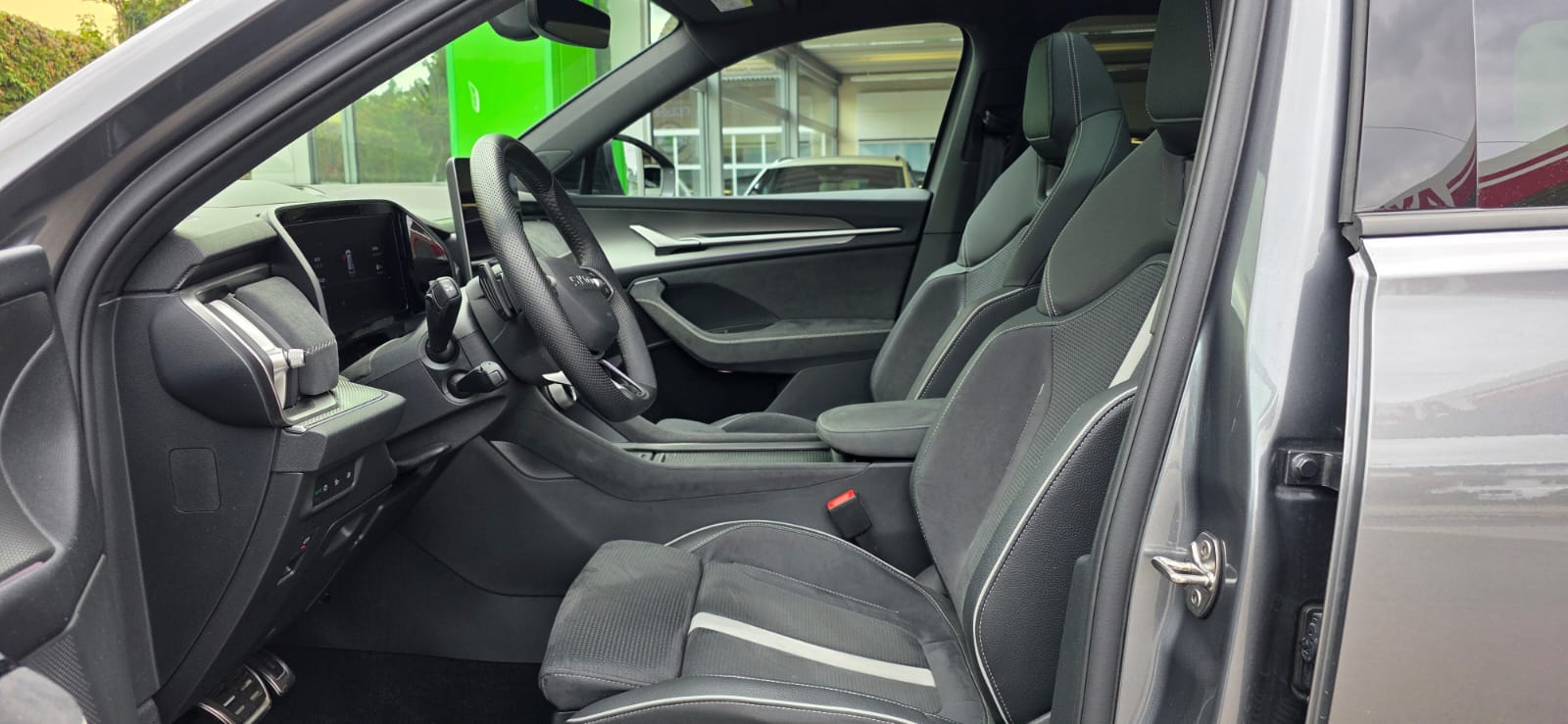 SKODA Kodiaq 1.5 TSI PHEV Dynamic-image-8