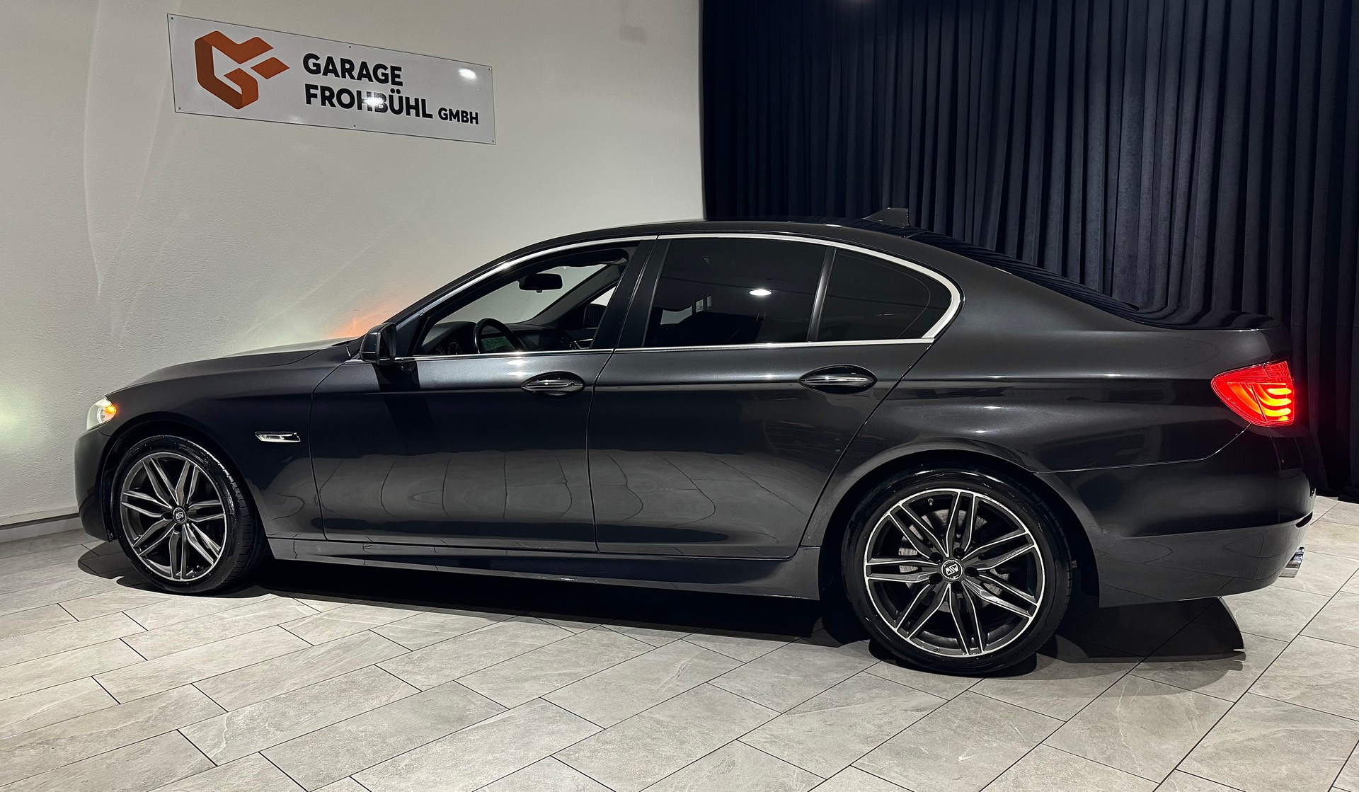 BMW 530d xDrive Steptronic | CH |-image-7