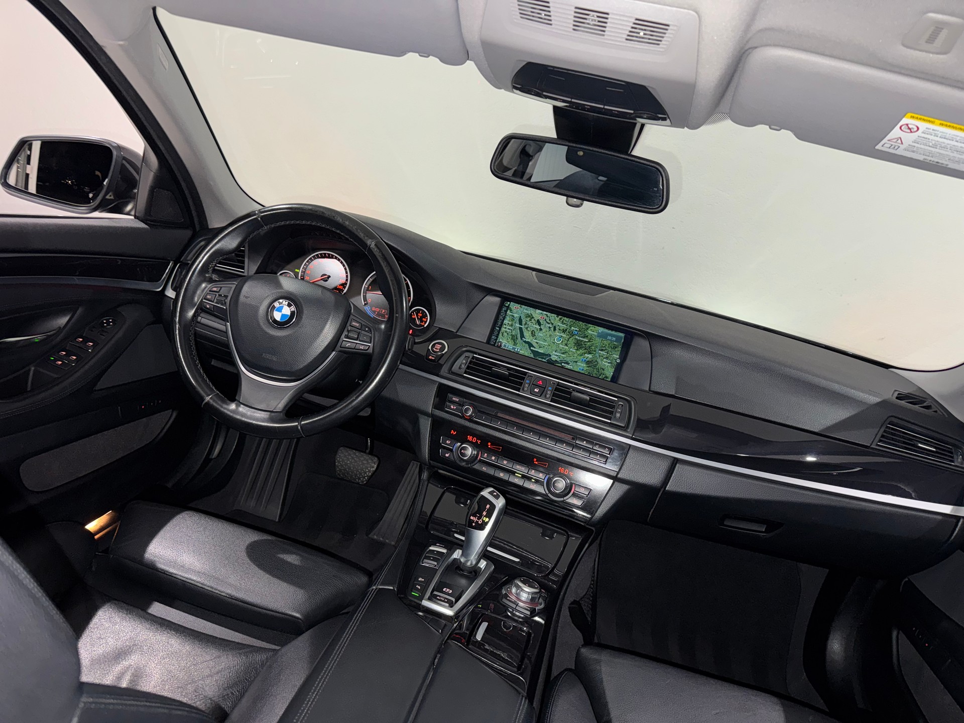 BMW 530d xDrive Steptronic | CH |-image-14