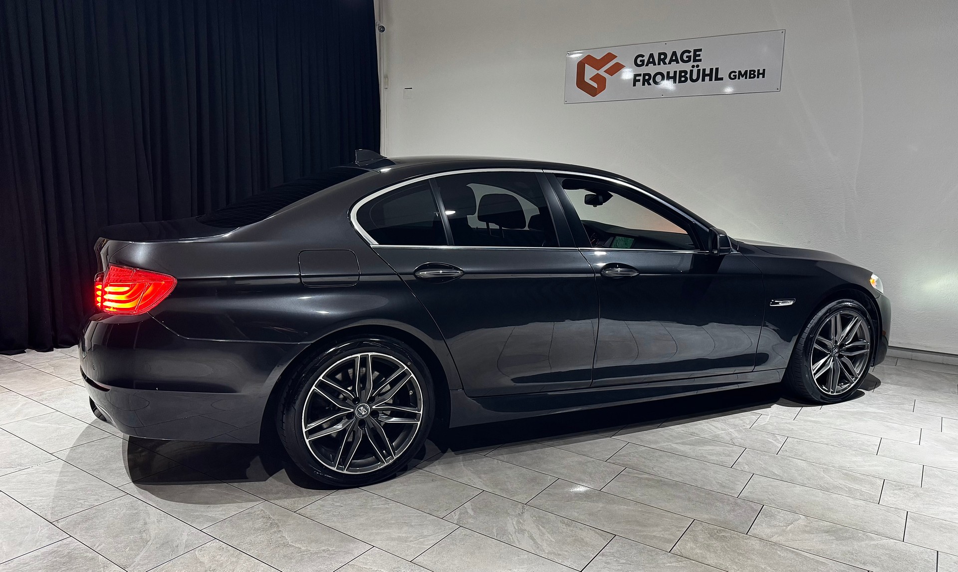 BMW 530d xDrive Steptronic | CH |-image-6