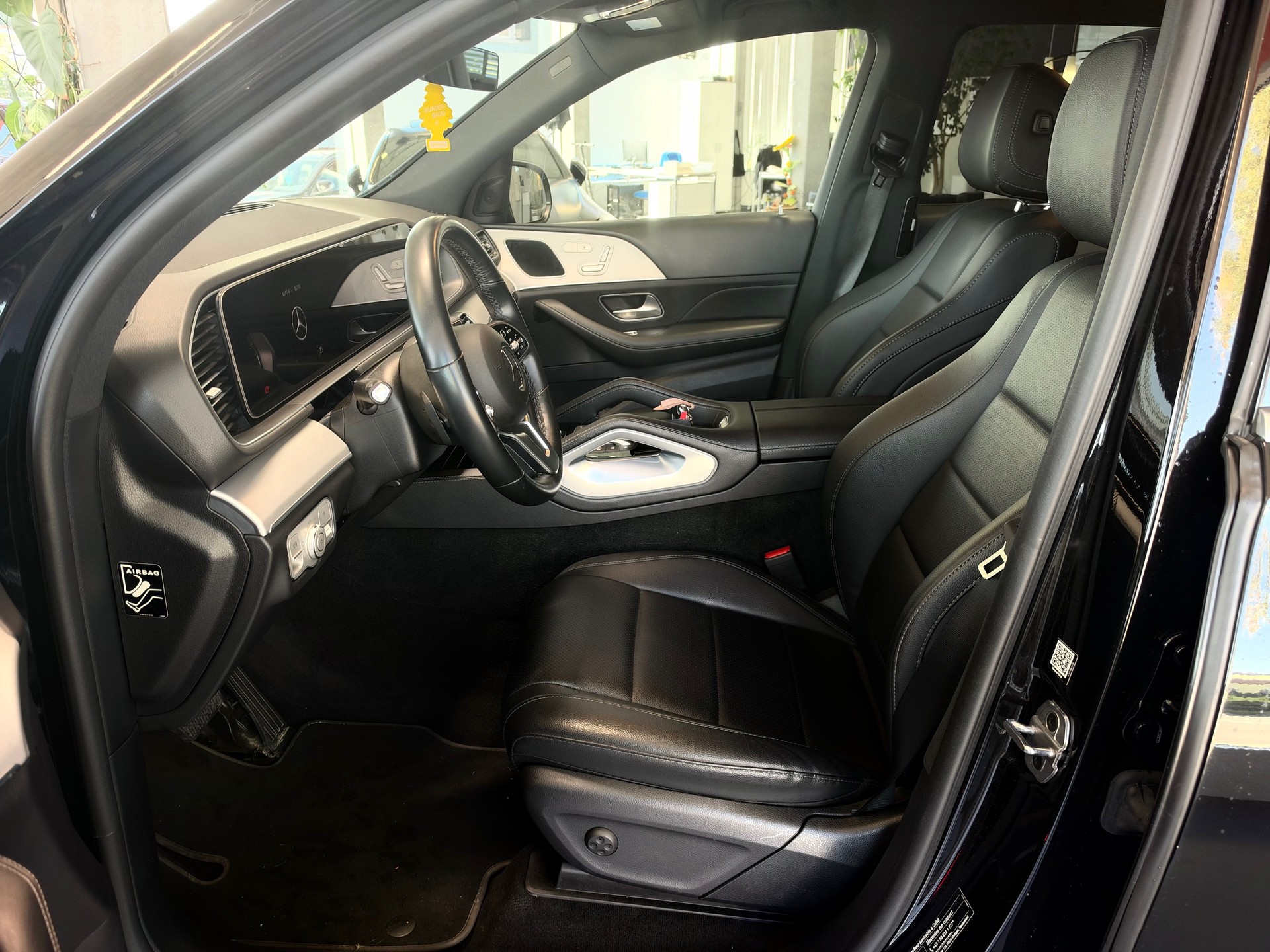 MERCEDES-BENZ GLE 300 d 4Matic AMG Line 9G-Tronic-image-7