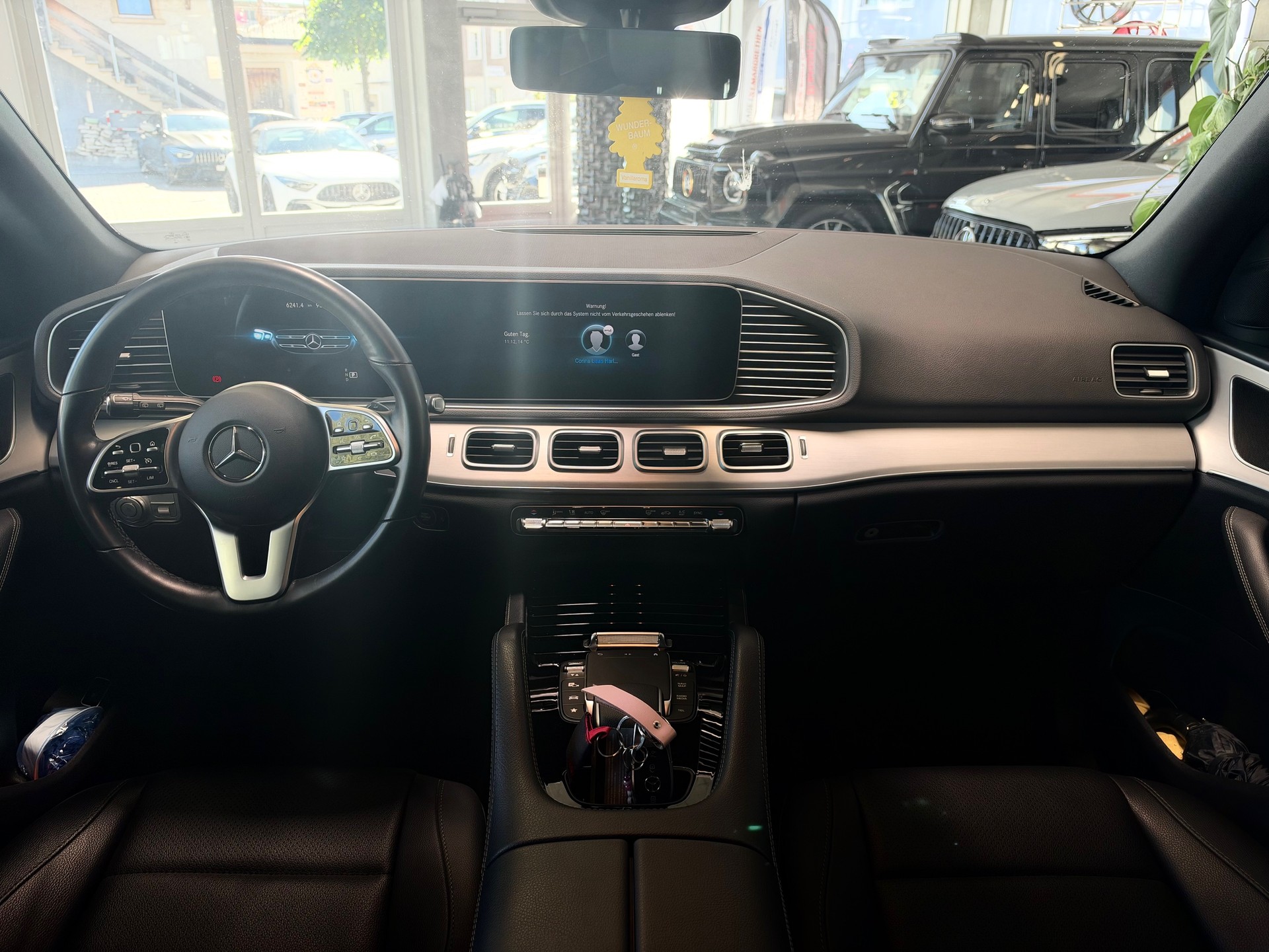 MERCEDES-BENZ GLE 300 d 4Matic AMG Line 9G-Tronic-image-10