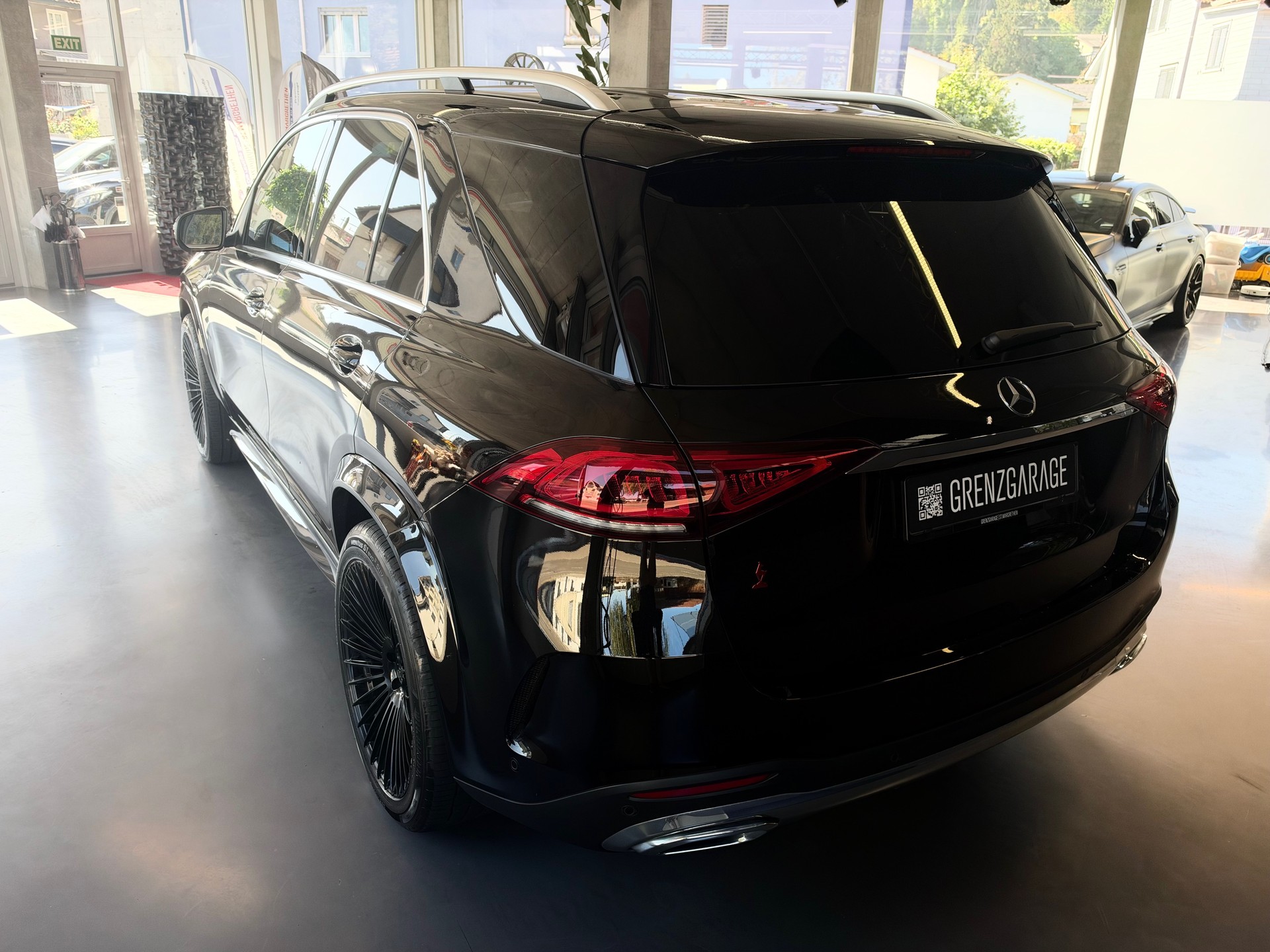 MERCEDES-BENZ GLE 300 d 4Matic AMG Line 9G-Tronic-image-4
