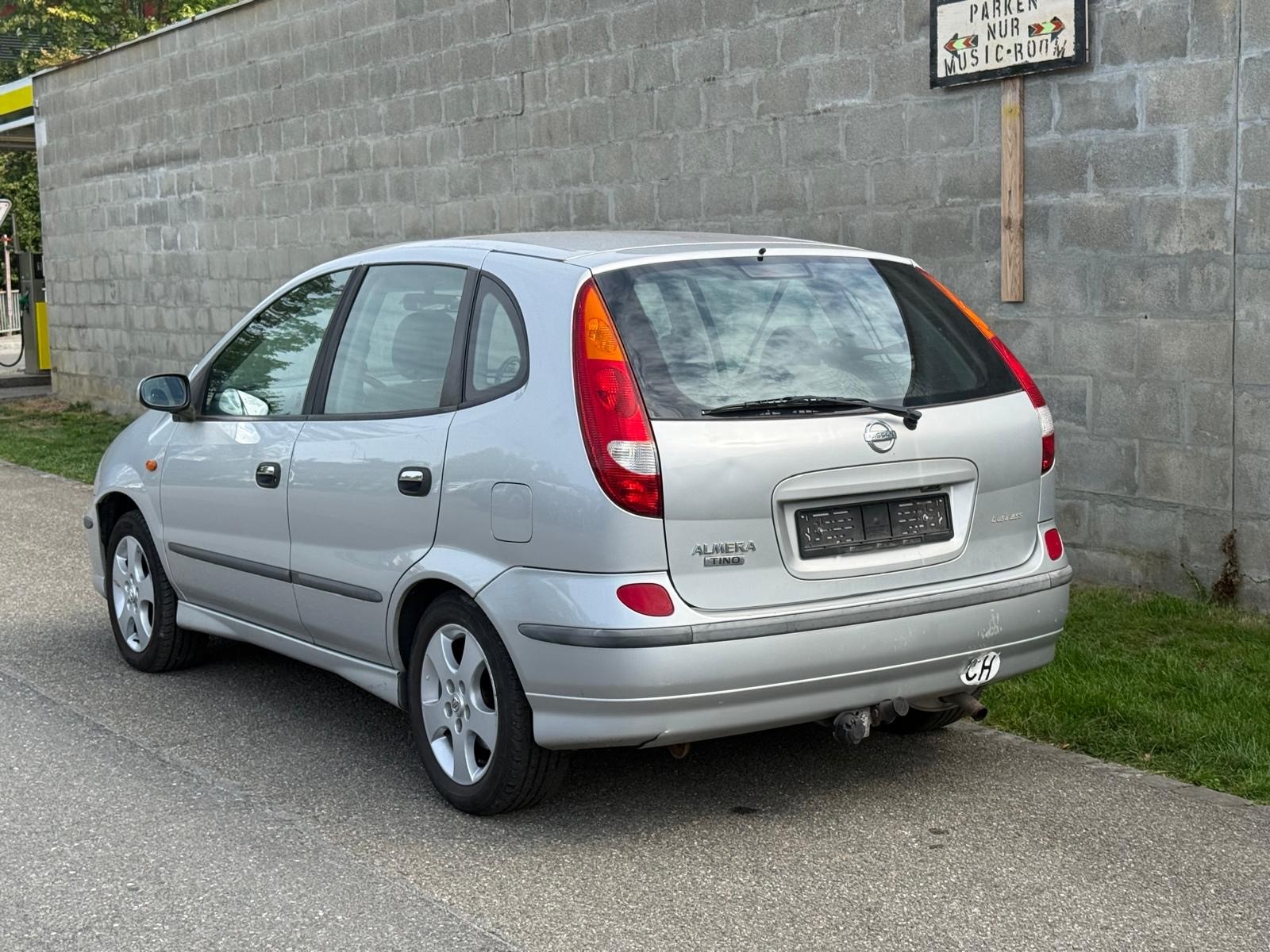 NISSAN Almera Tino 1.8 16V visia-image-2