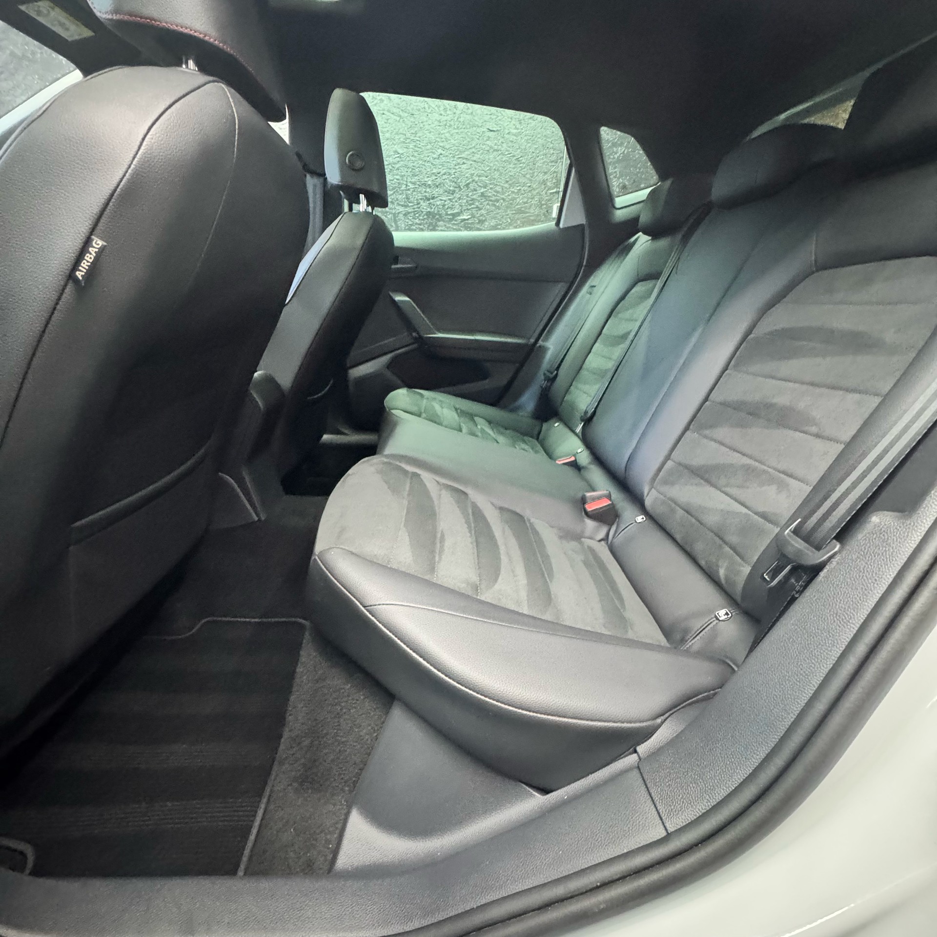 SEAT Ibiza 1.0 EcoTSI FR DSG-image-13