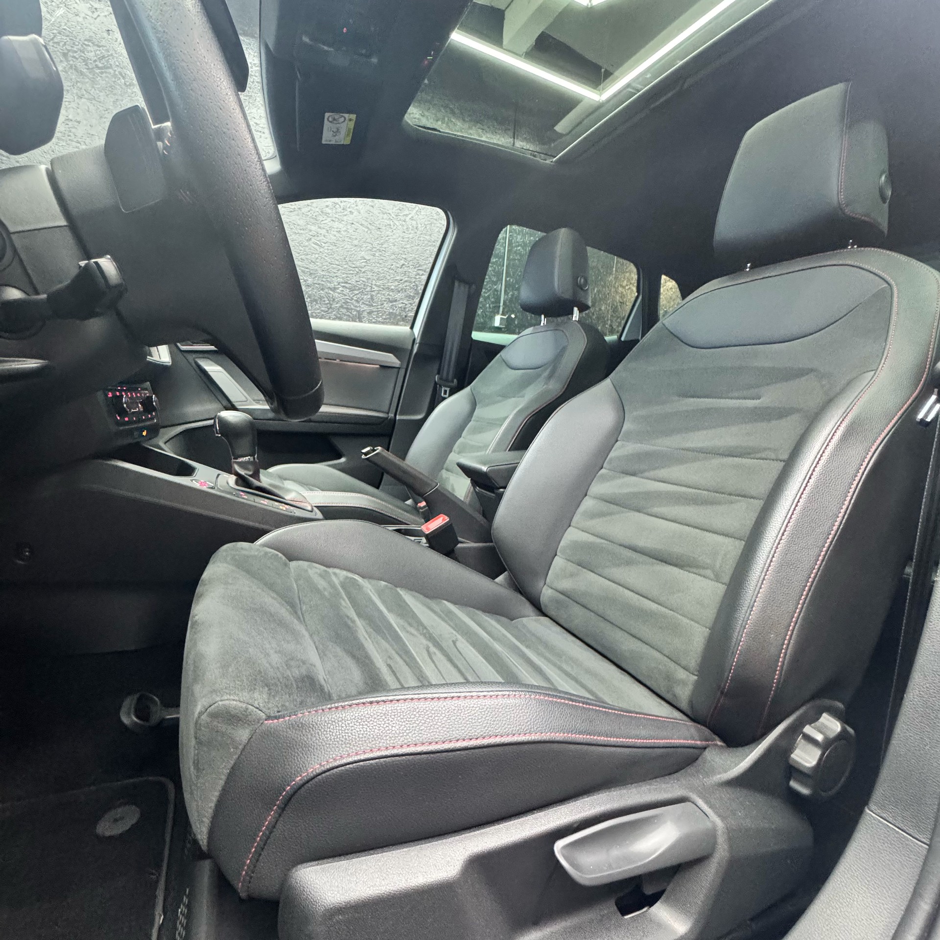 SEAT Ibiza 1.0 EcoTSI FR DSG-image-8