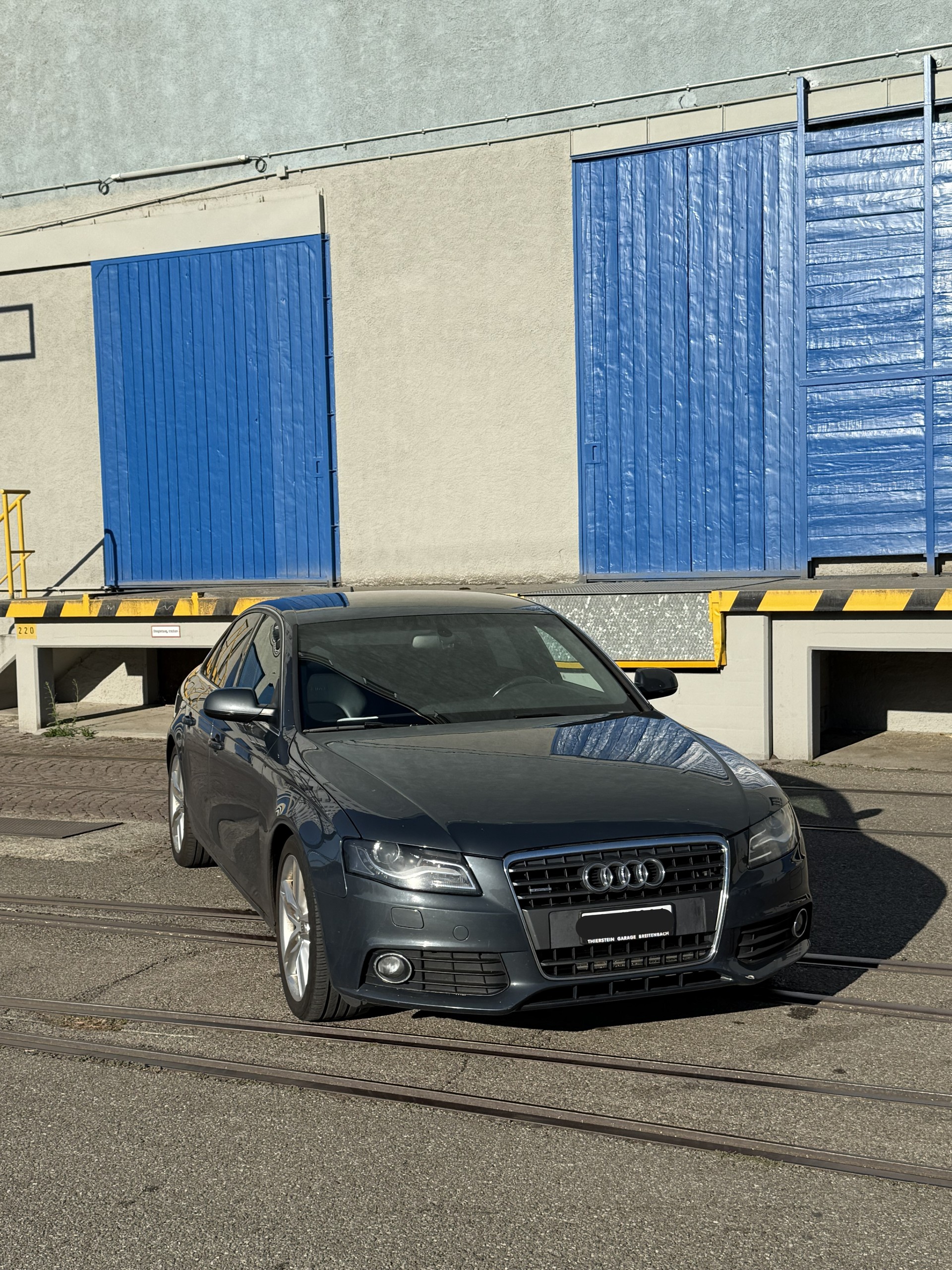 AUDI 2.0 TFSI 211 quattro-image-1