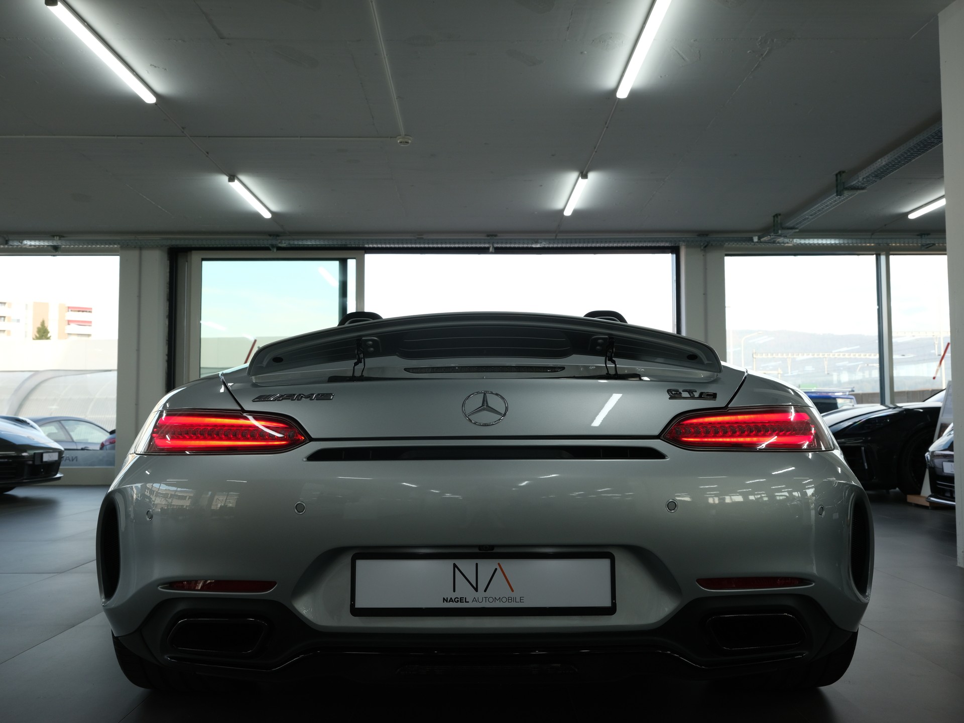 MERCEDES-BENZ AMG GT C Roadster Speedshift DCT *Burmester* *AMG* *Schalensitze*-showroom-element-3