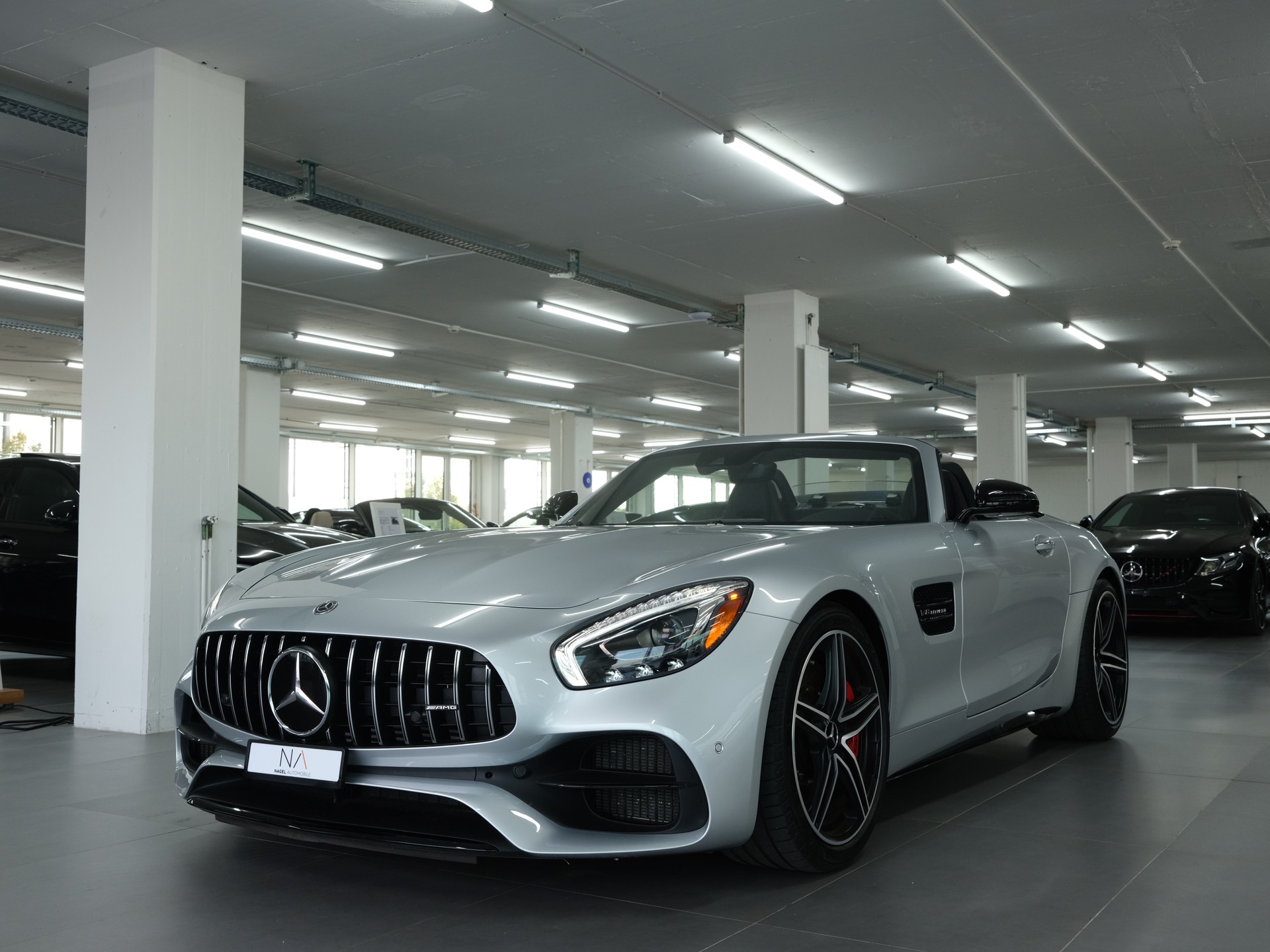 MERCEDES-BENZ AMG GT C Roadster Speedshift DCT *Burmester* *AMG* *Schalensitze*-image-7