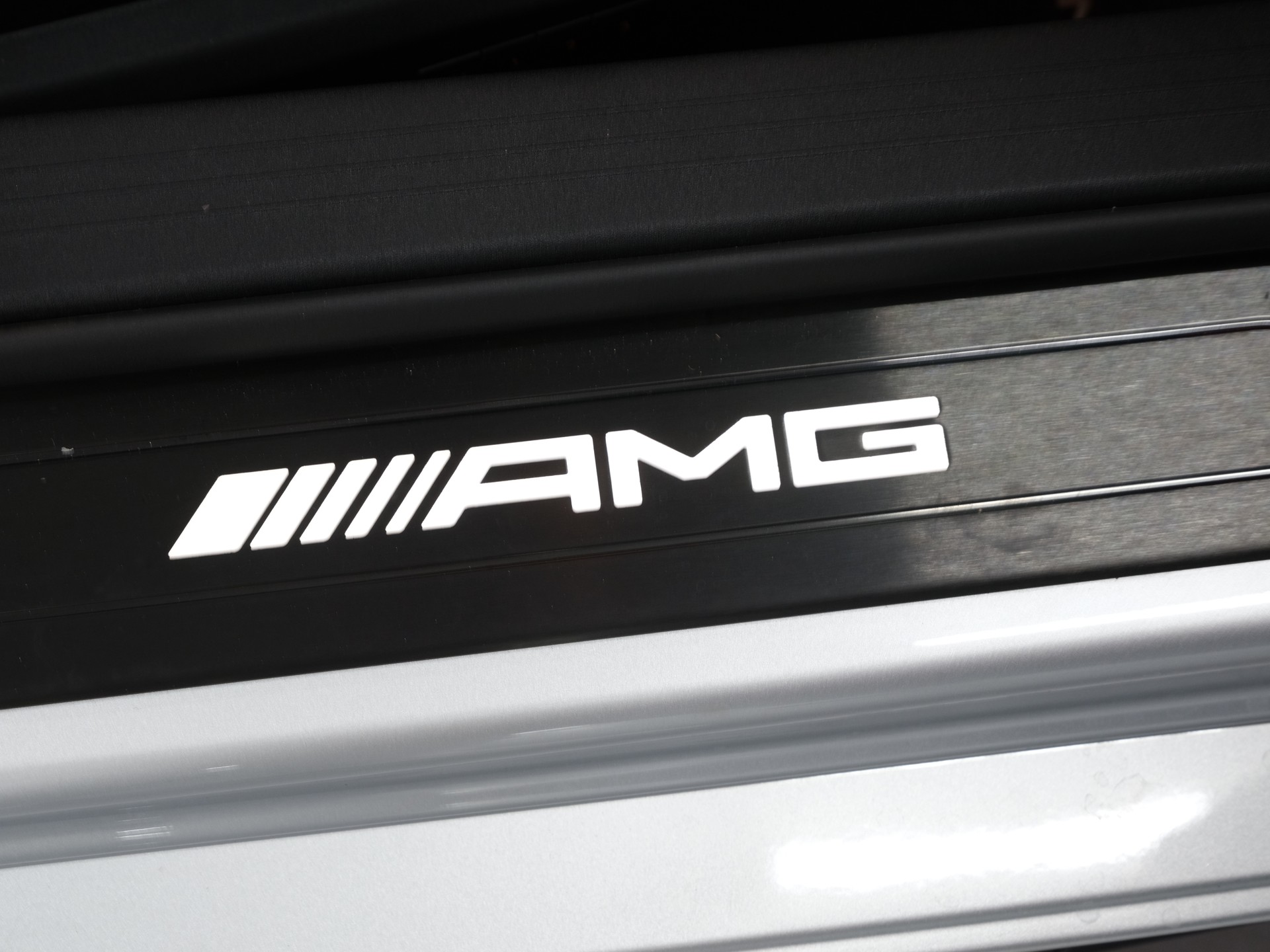 MERCEDES-BENZ AMG GT C Roadster Speedshift DCT *Burmester* *AMG* *Schalensitze*-image-28
